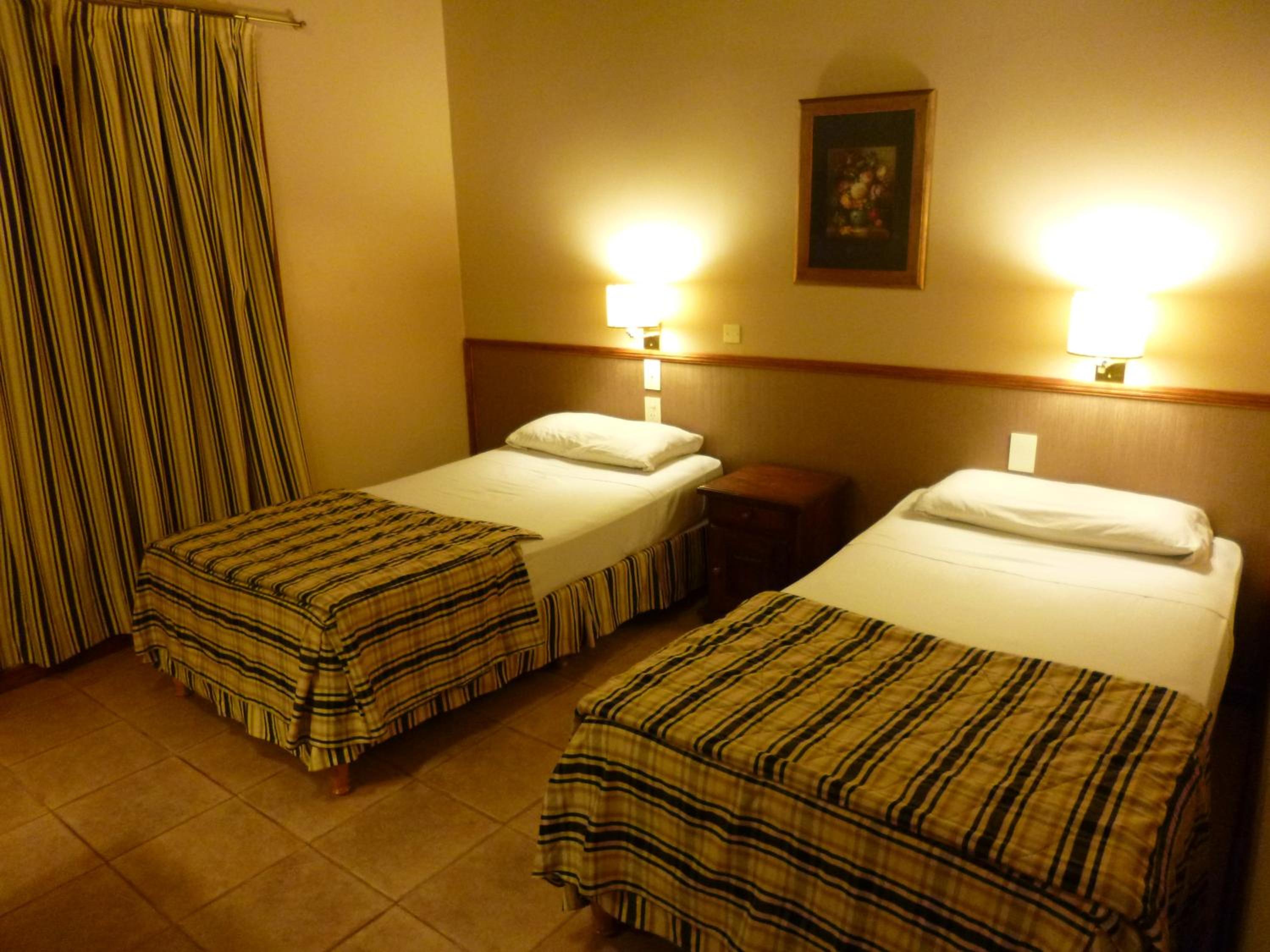 Standard Twin Room photo 1