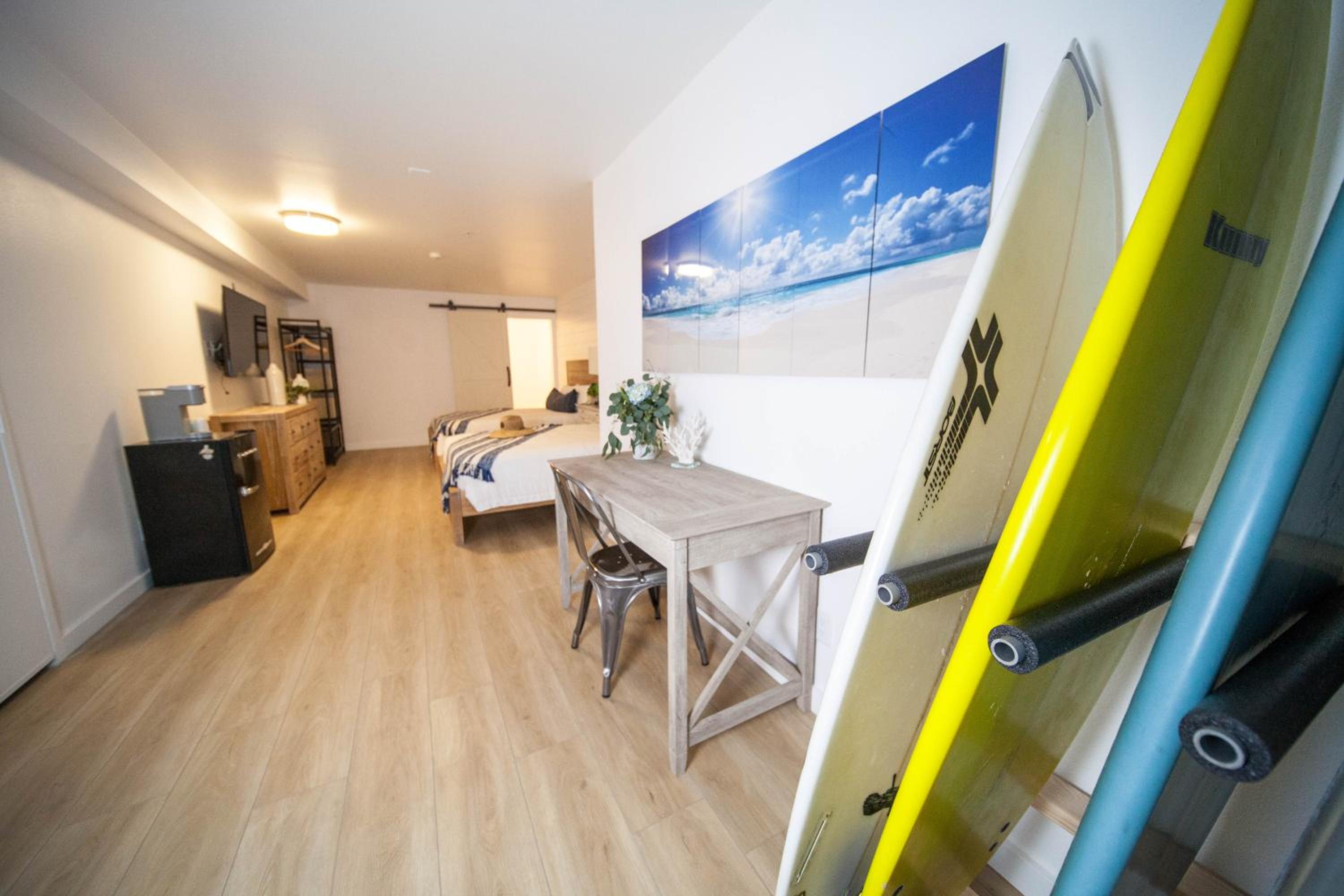 Surfbreak Queen Room with Two Queen Beds photo 2