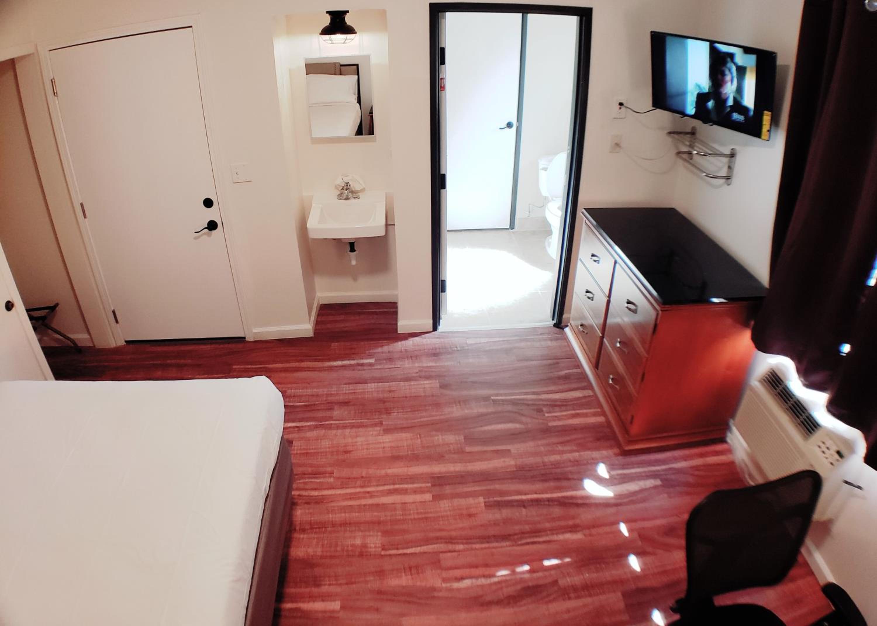 Double Room with Extra Bed - Photo 2