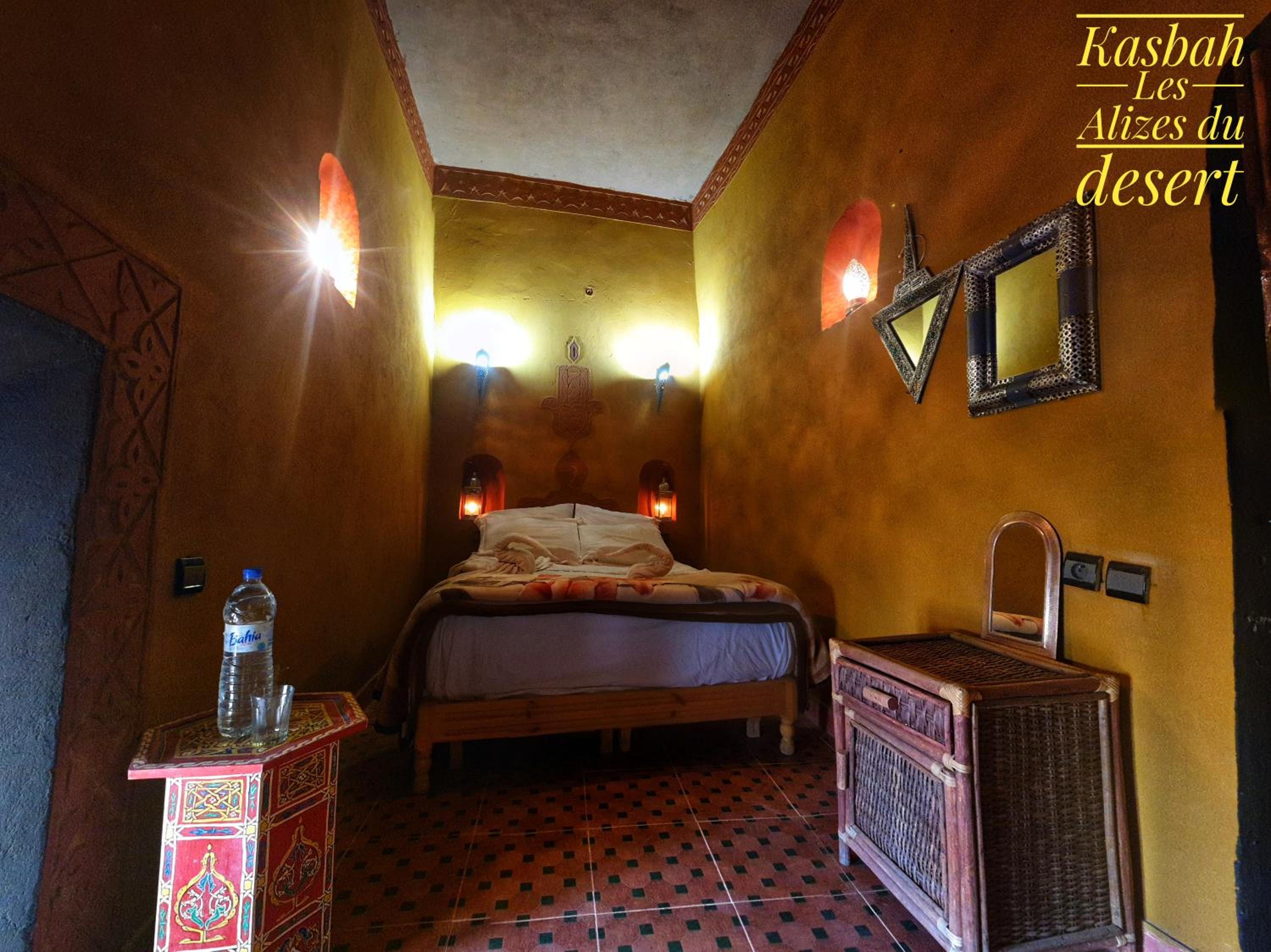 Double Room with Bathroom photo 2