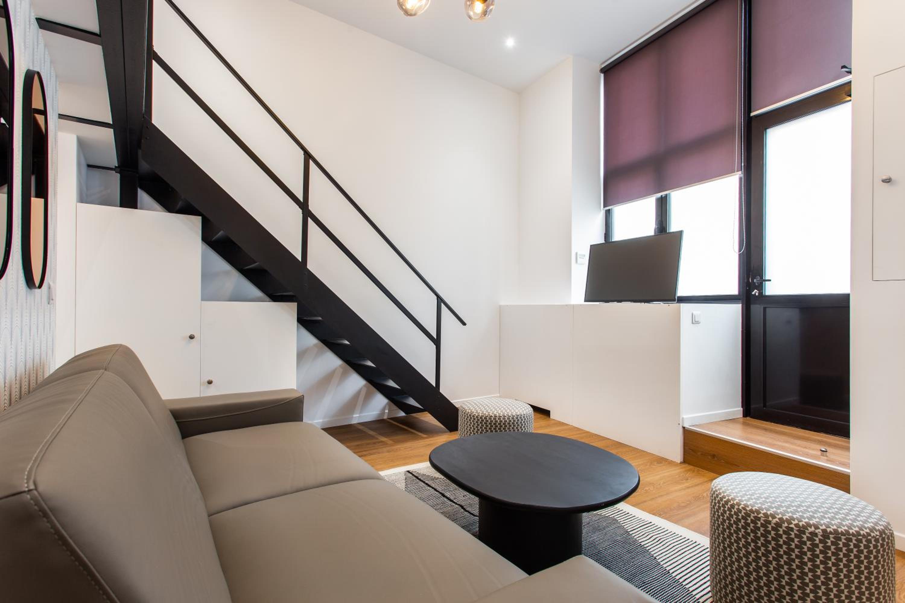Deluxe Apartment photo 2