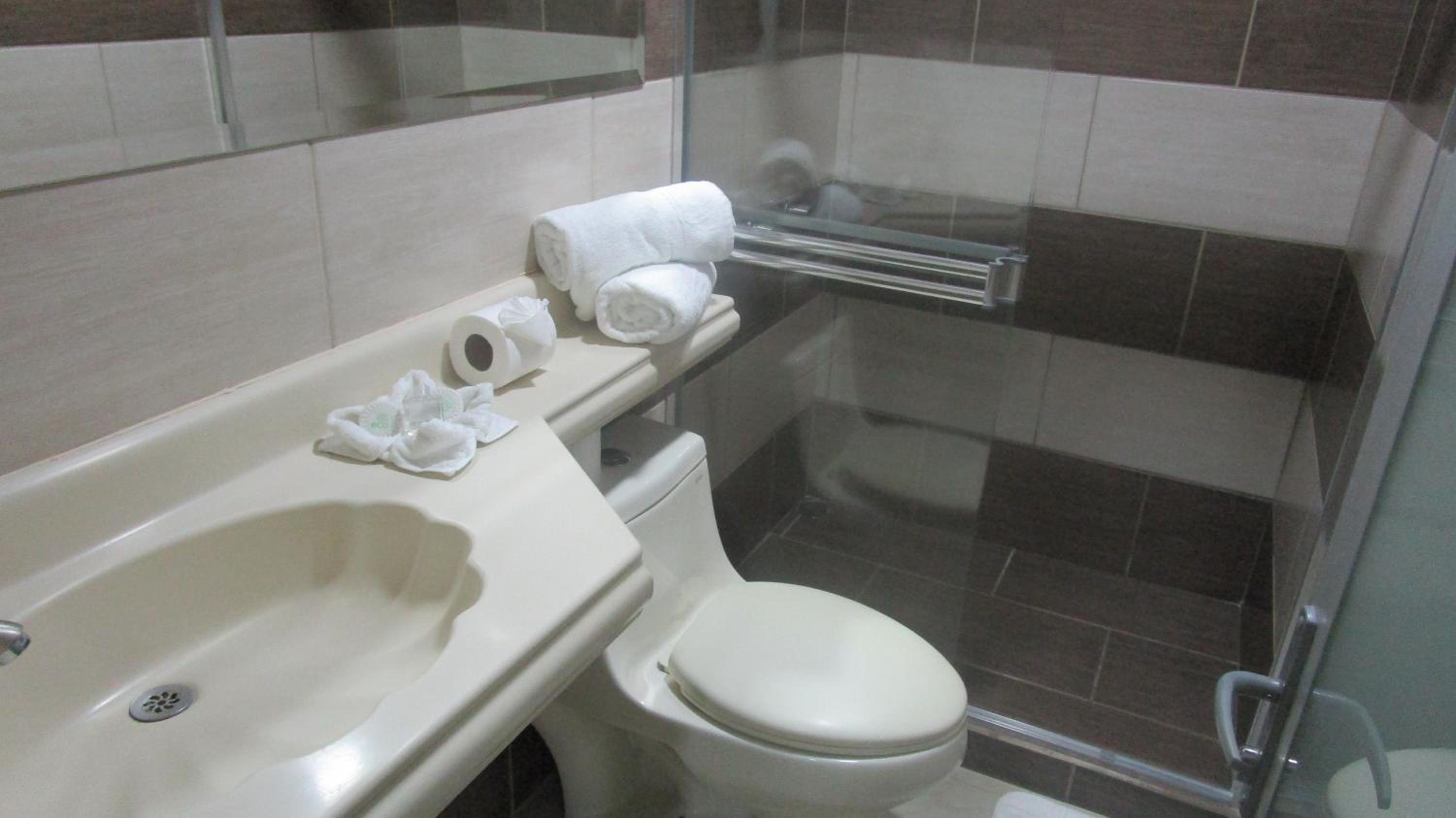Standard Double Room with Two Double Beds photo 3