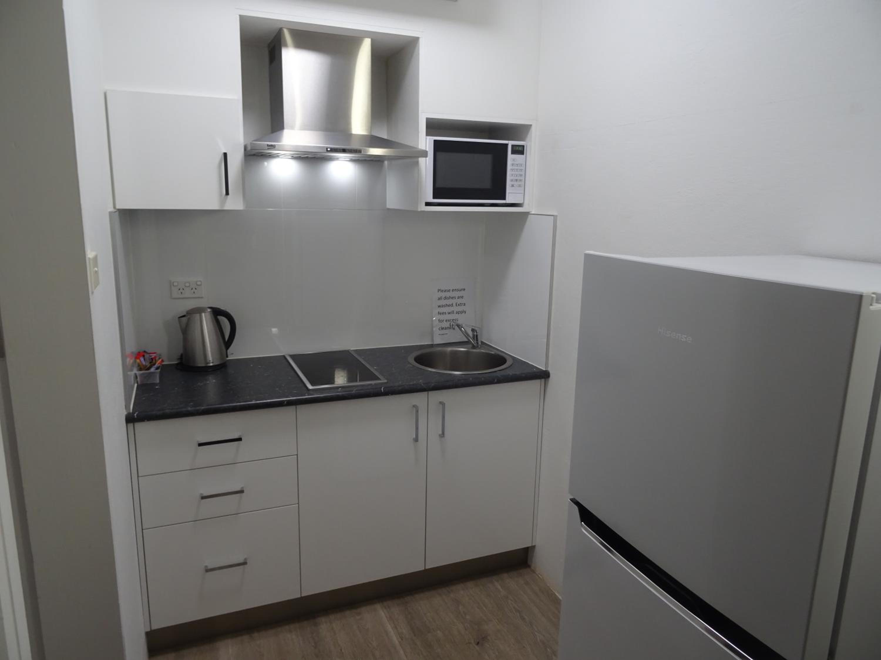 King Suite (Non Pet Friendly Room)  photo 2