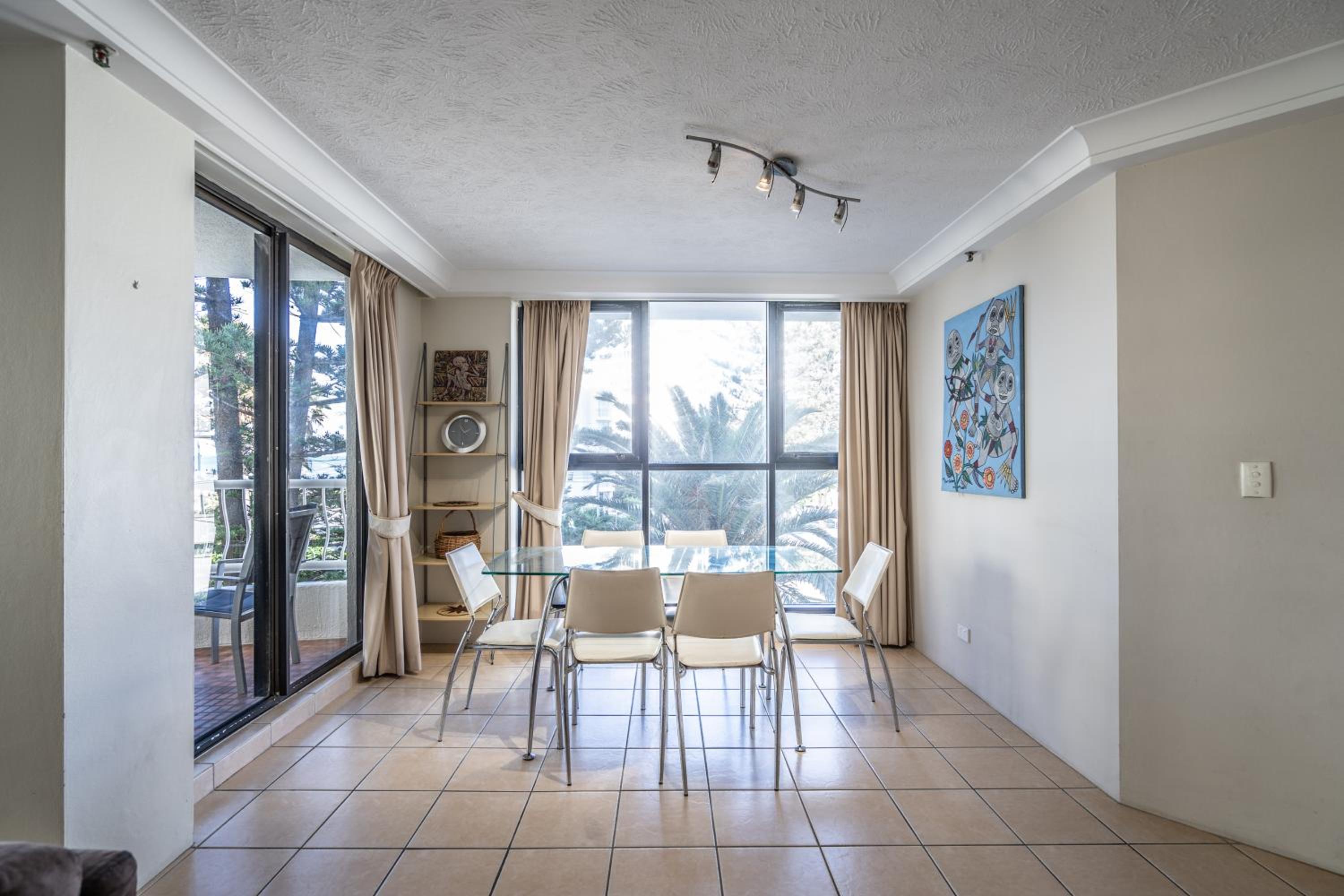 Basic Three-Bedroom Apartment - Photo 6