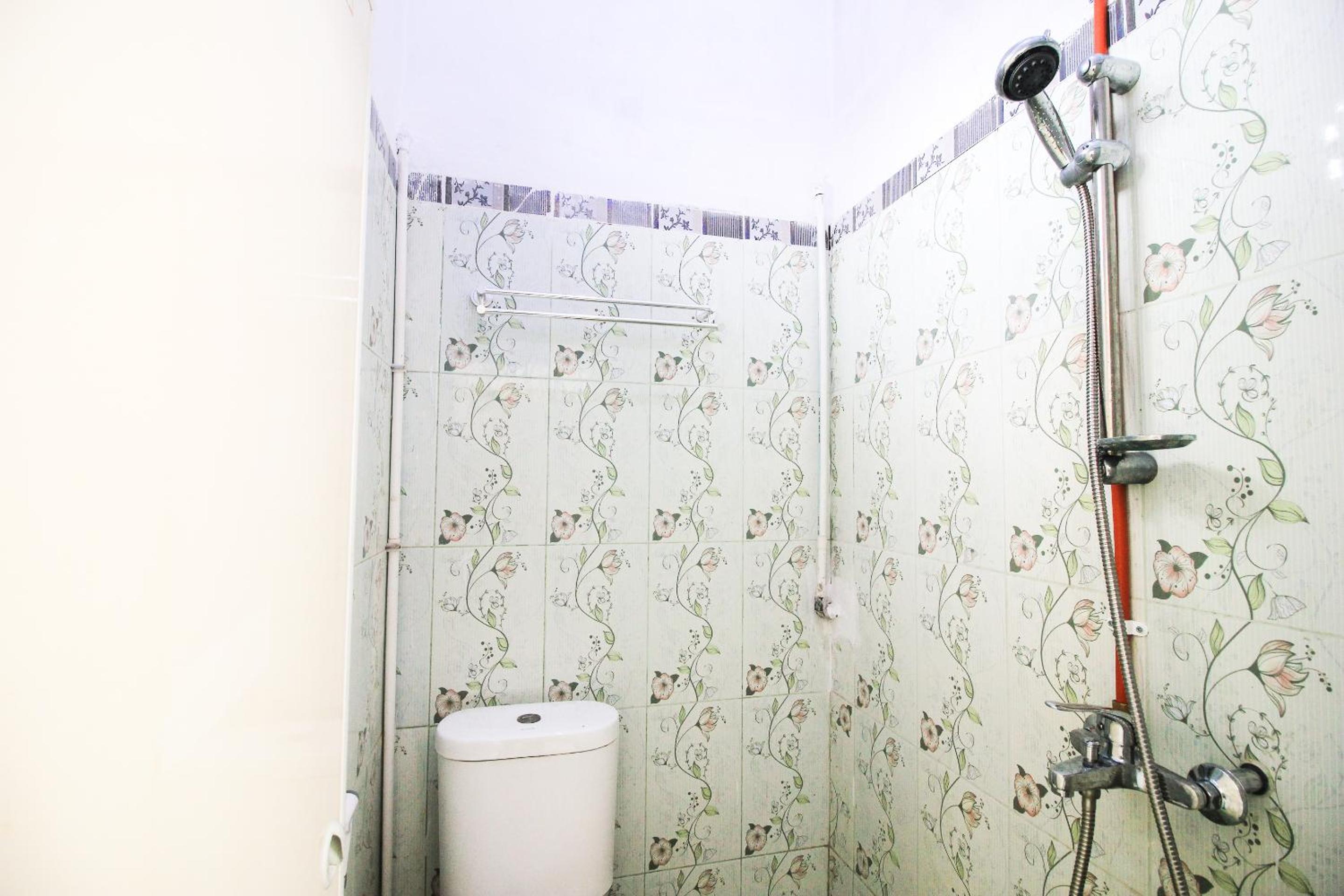Budget Single Room photo 2