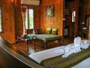 Suite with Garden View photo 3