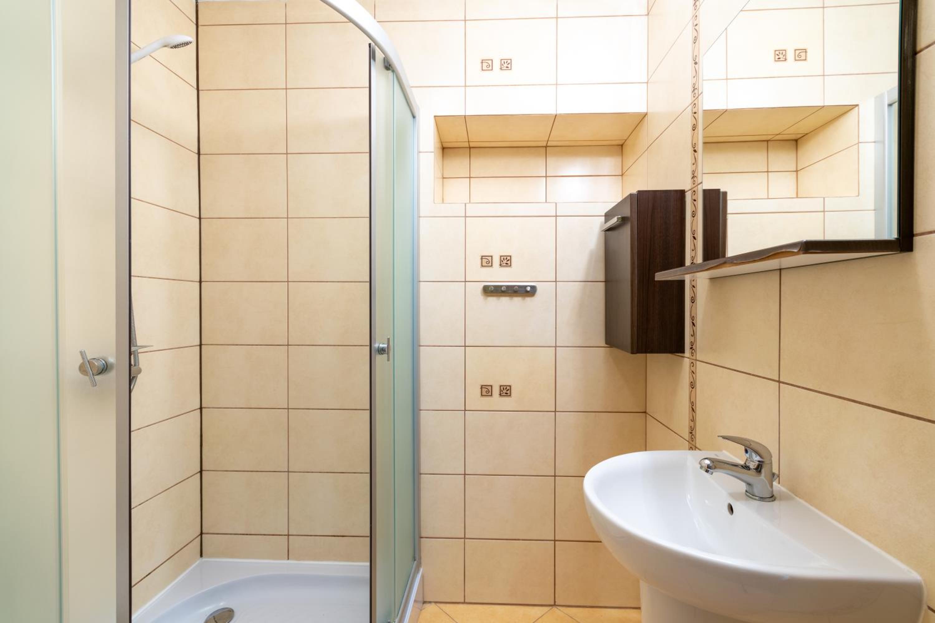 Double Room with Private Bathroom photo 3