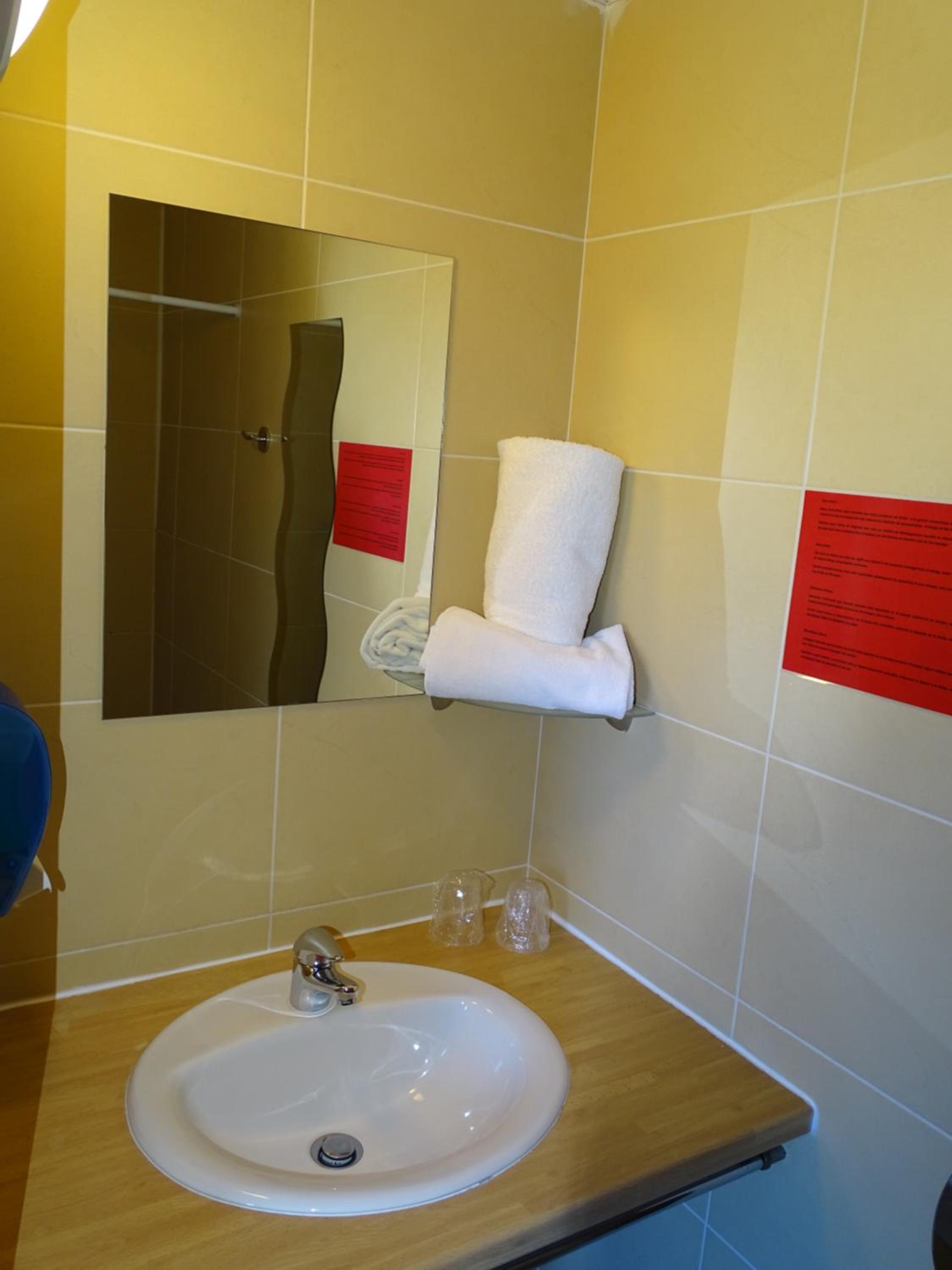 Standard Double or Twin Room photo 2