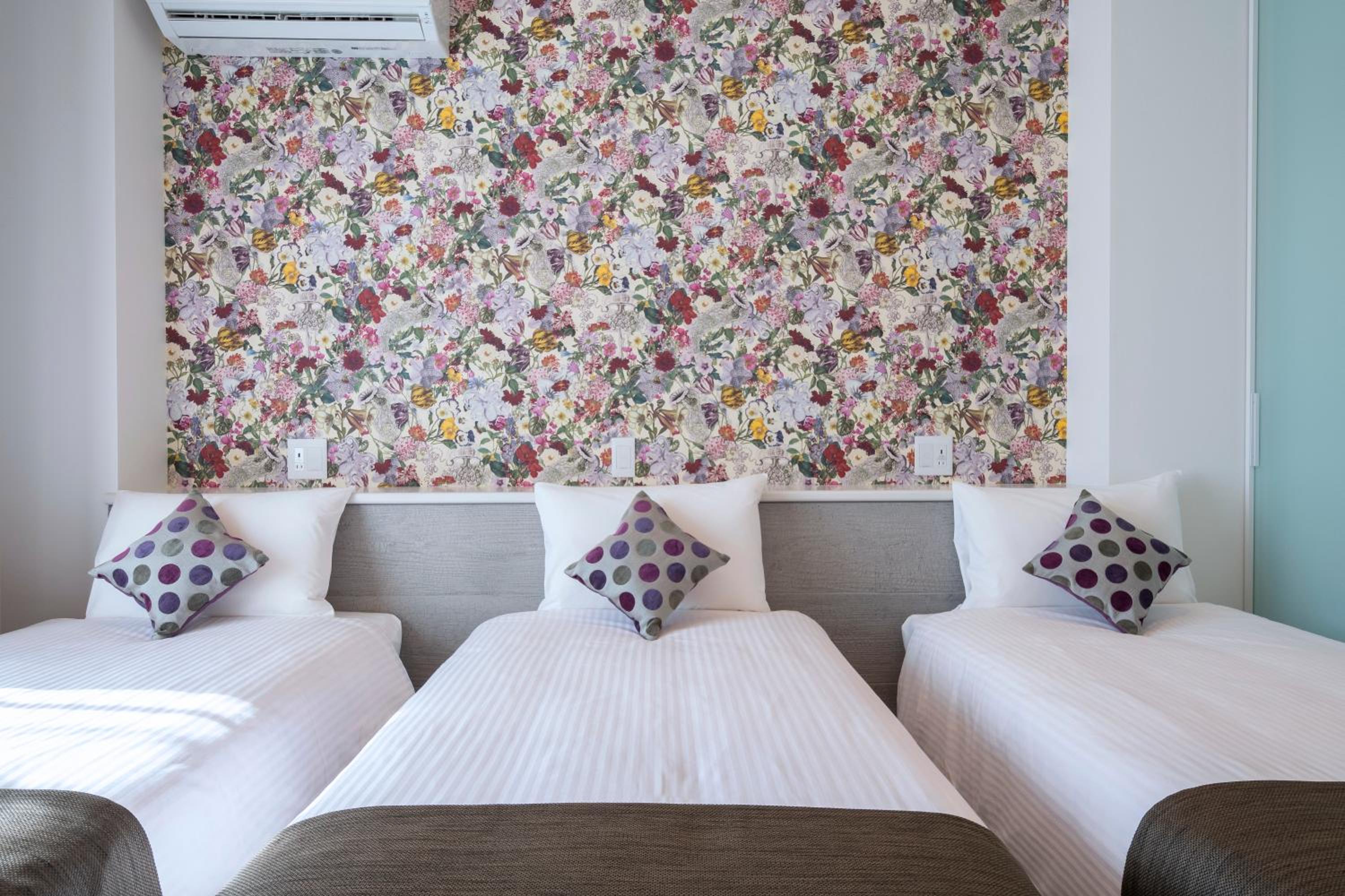Triple Room with Terrace photo 2