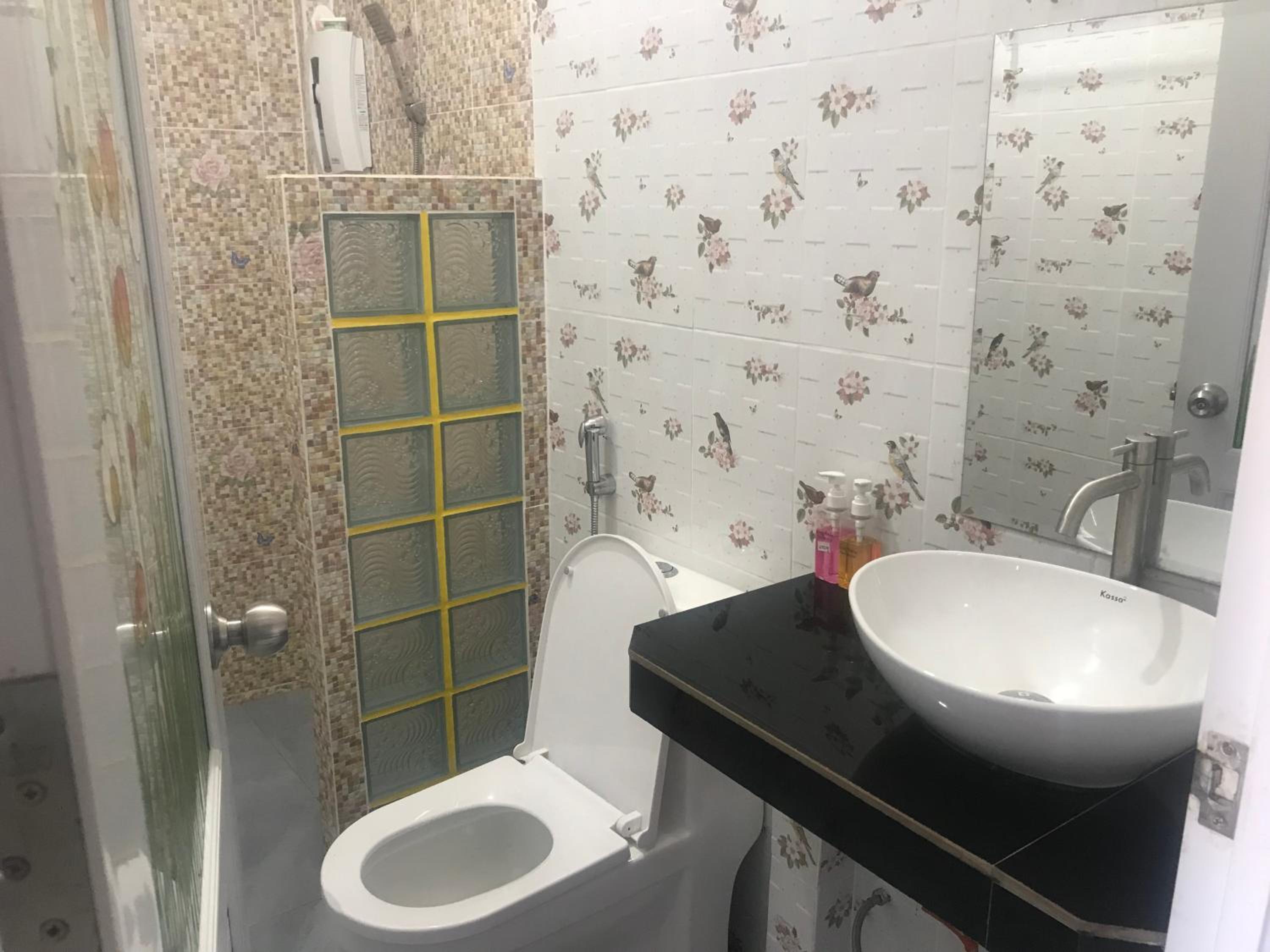 Deluxe Twin Room - Photo 9