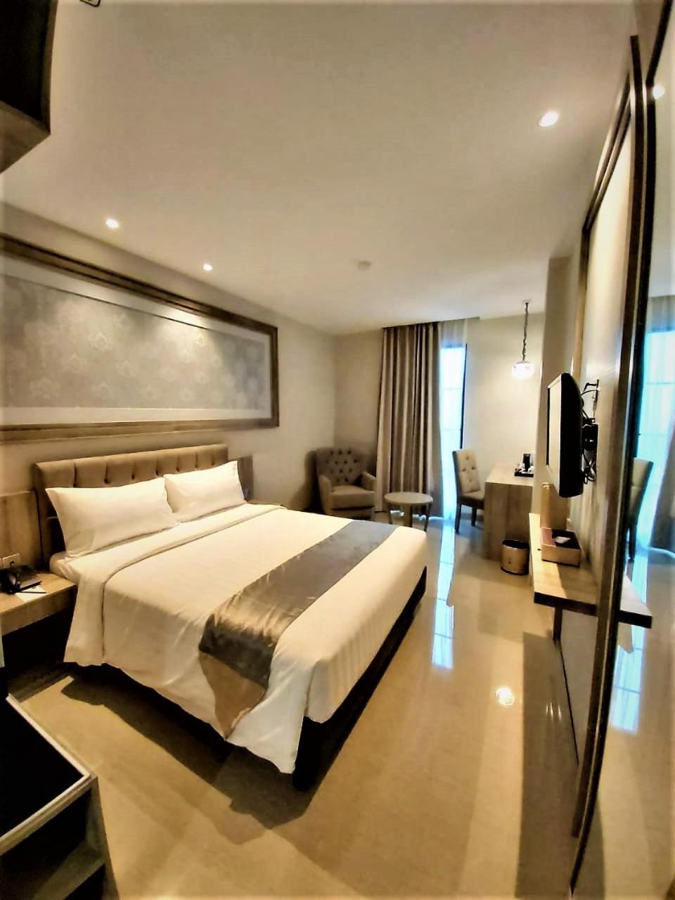 Deluxe Double Room - Photo 1