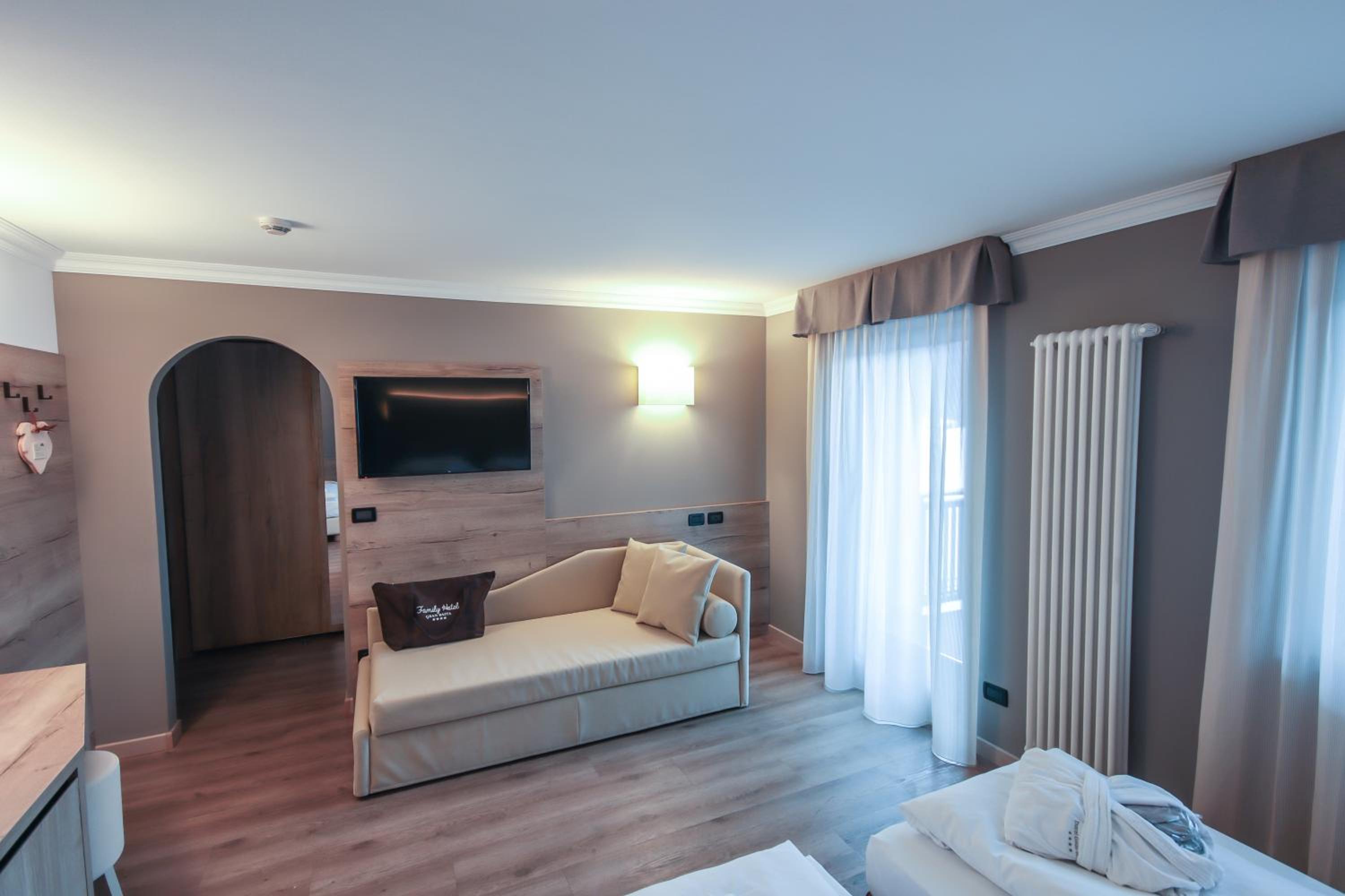 Superior Double or Twin Room with Terrace photo 2