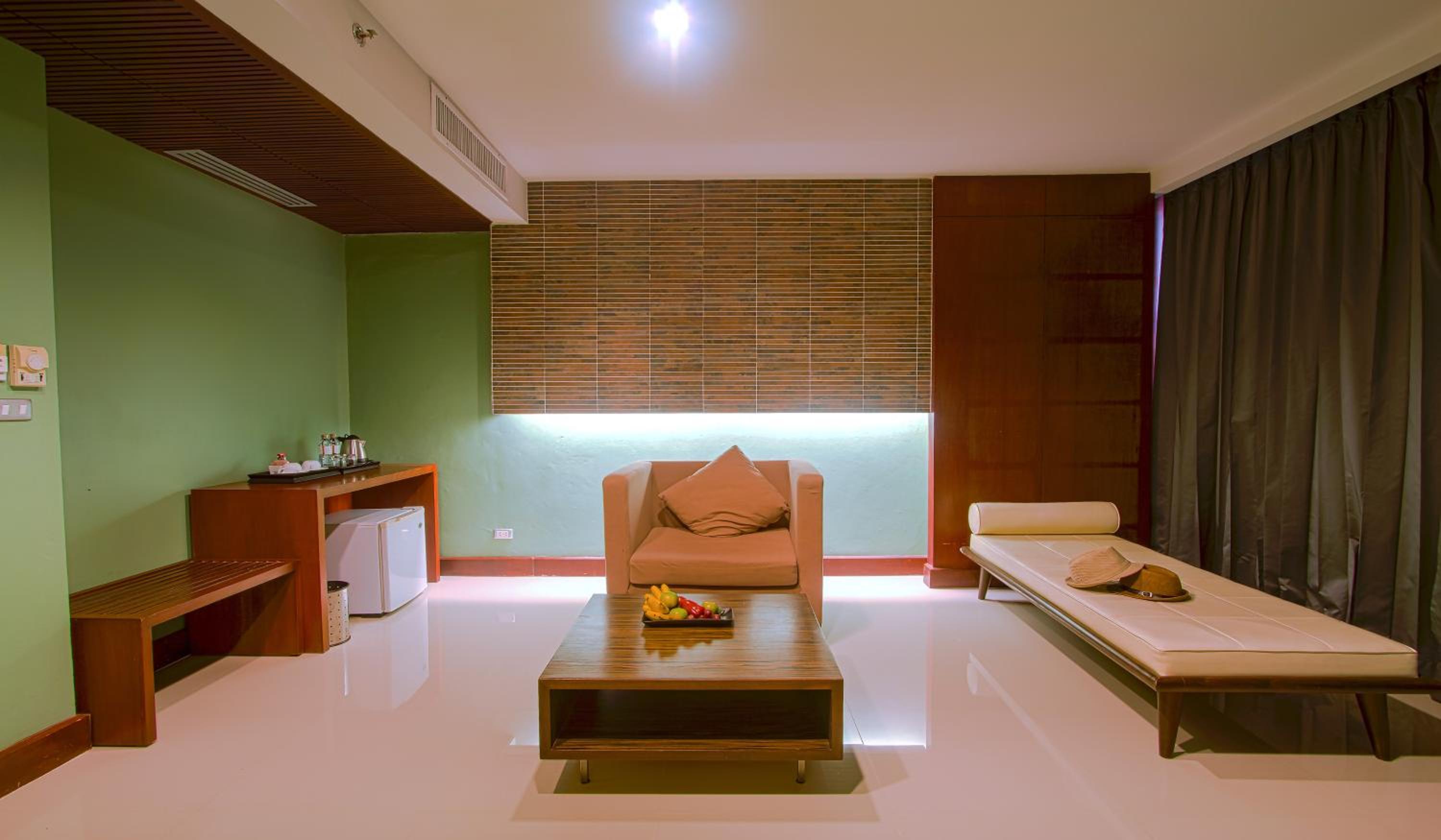 Junior Suite thumbnail 6