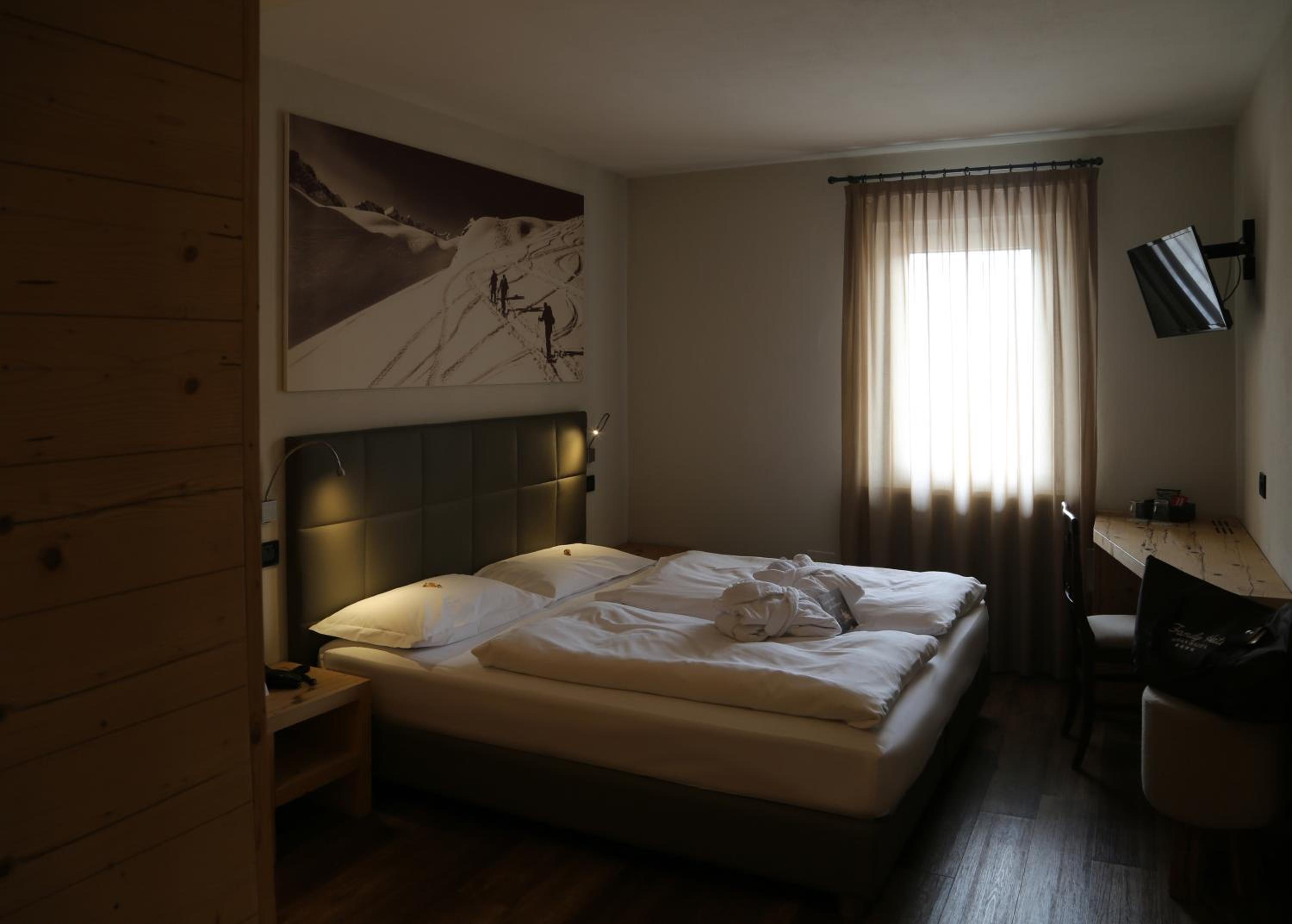 Economy Double Room photo 1