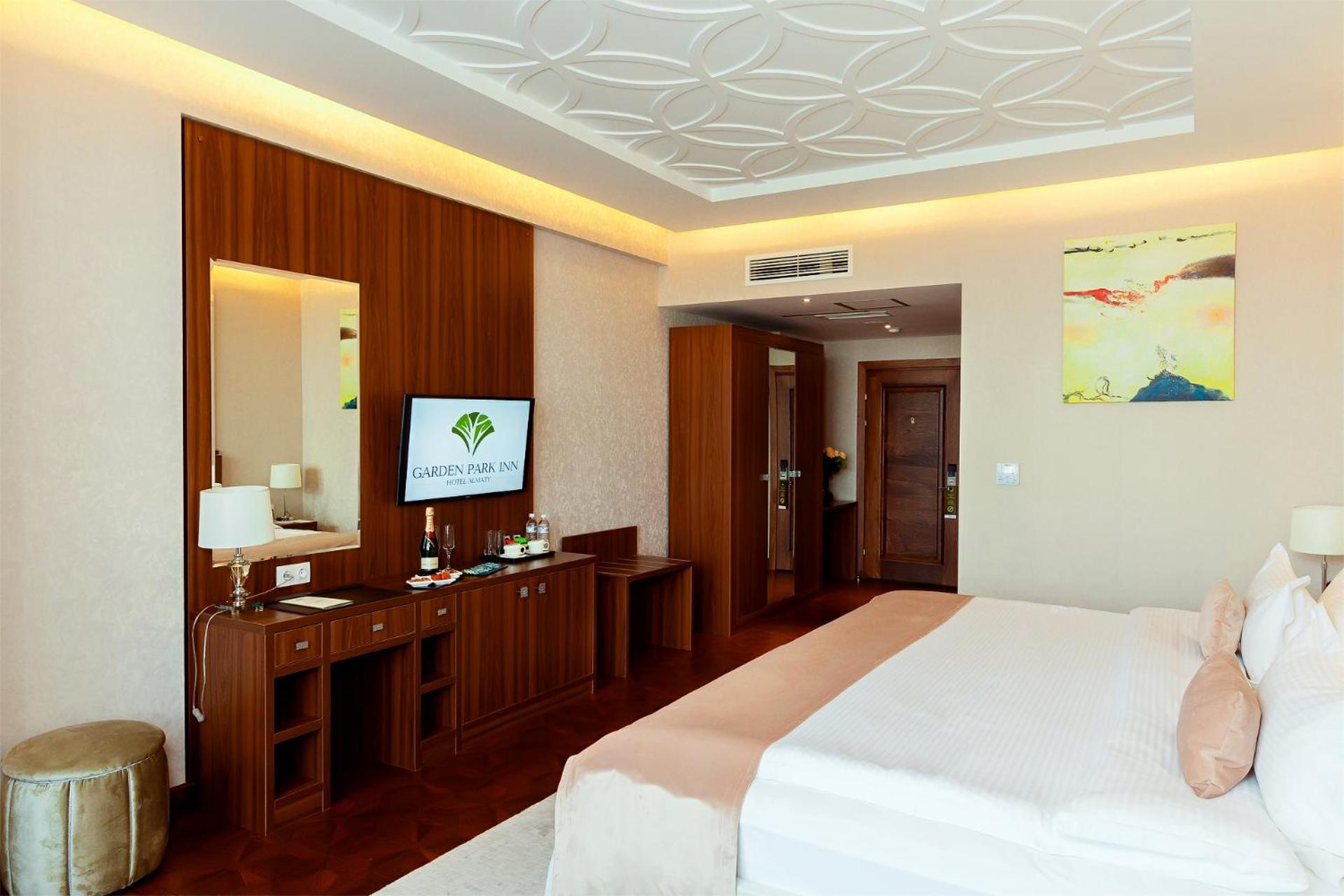 Superior Deluxe Double or Twin Room  photo 1