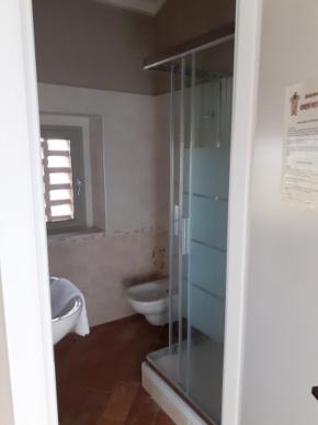 Standard Quadruple Room - Photo 6