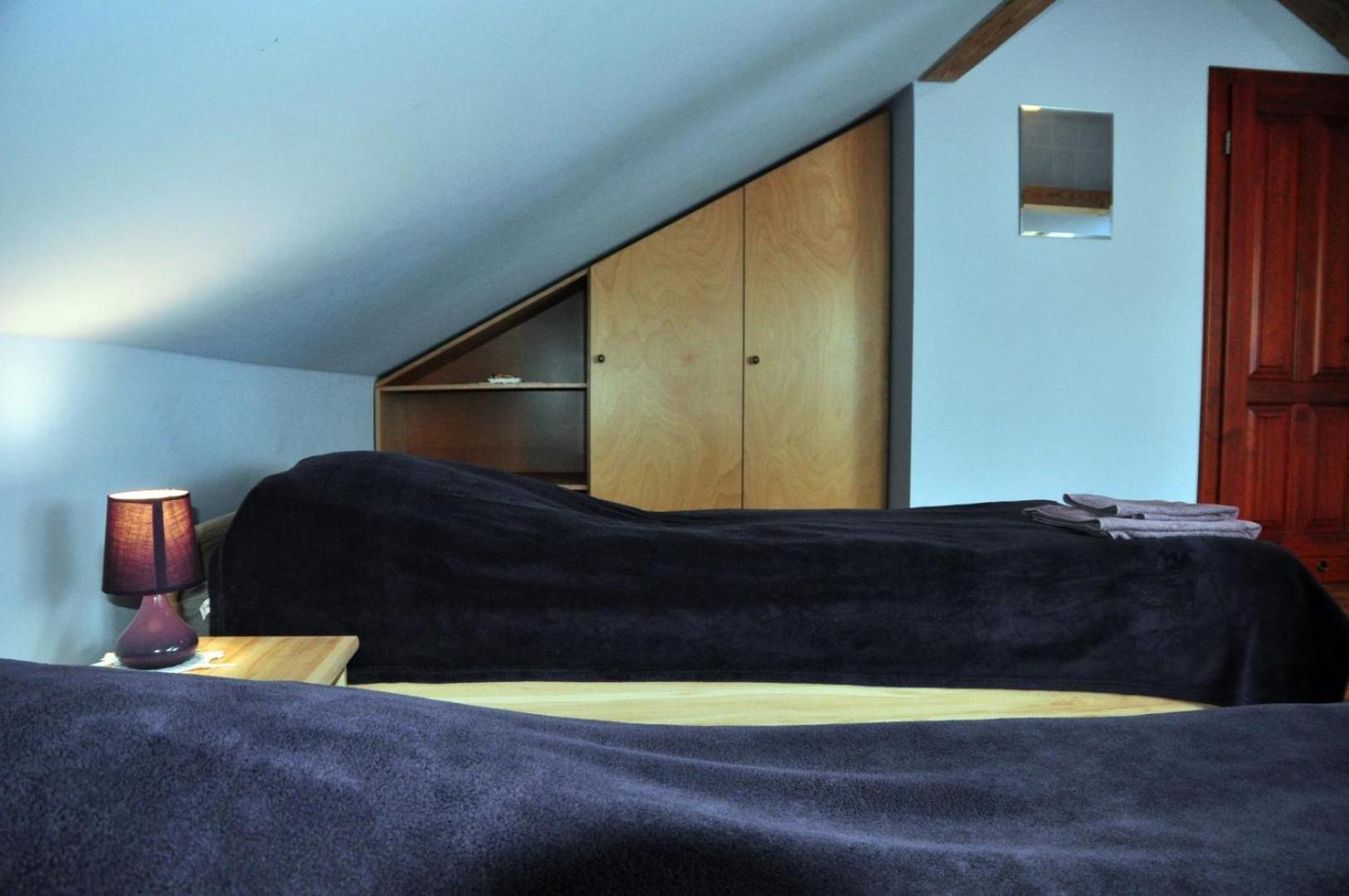 Standard Twin Room with Shared Bathroom photo 2