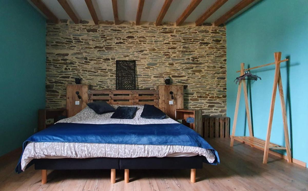 Comfort Triple Room with Shower photo 1