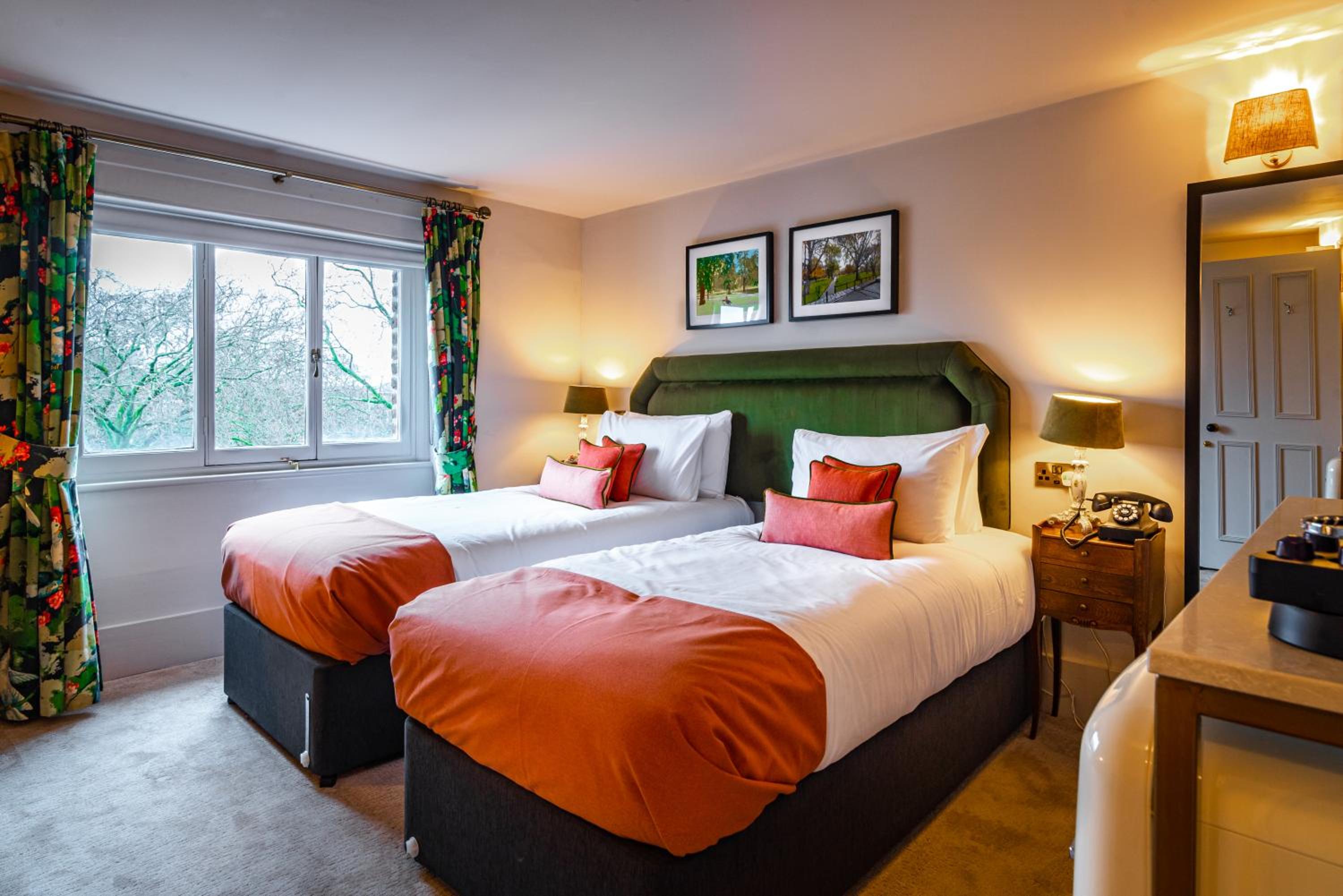 Double Or Twin Room - Disability Access photo 3