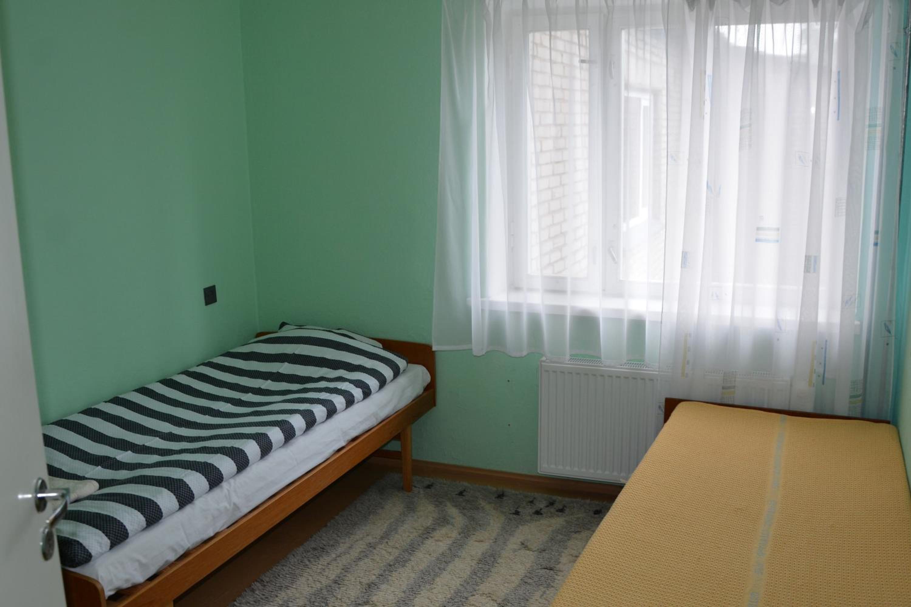 Twin Room with Shared Bathroom photo 2
