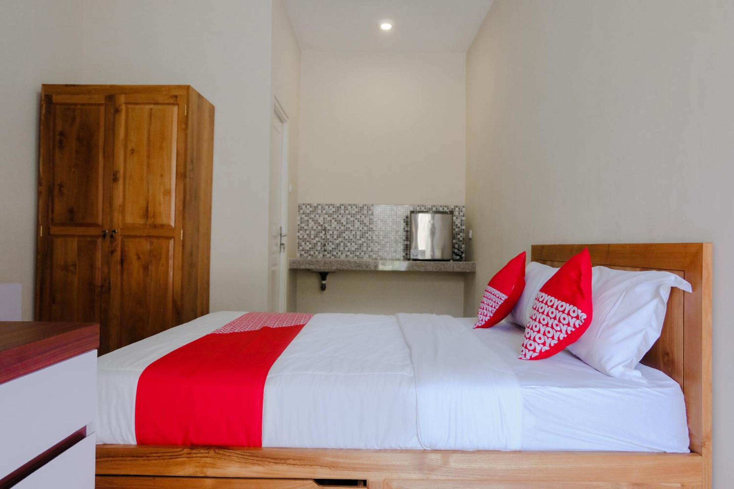 Deluxe Suite - Photo 9