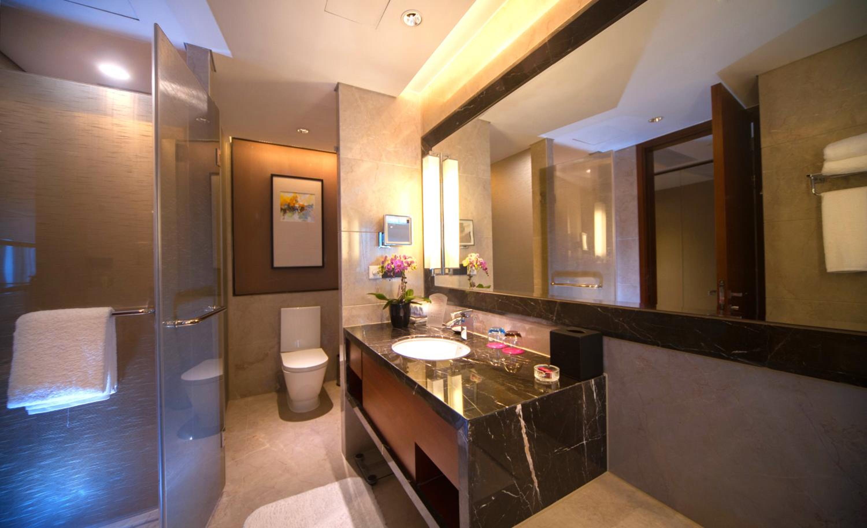 Standard Double Room with Lake View photo 3