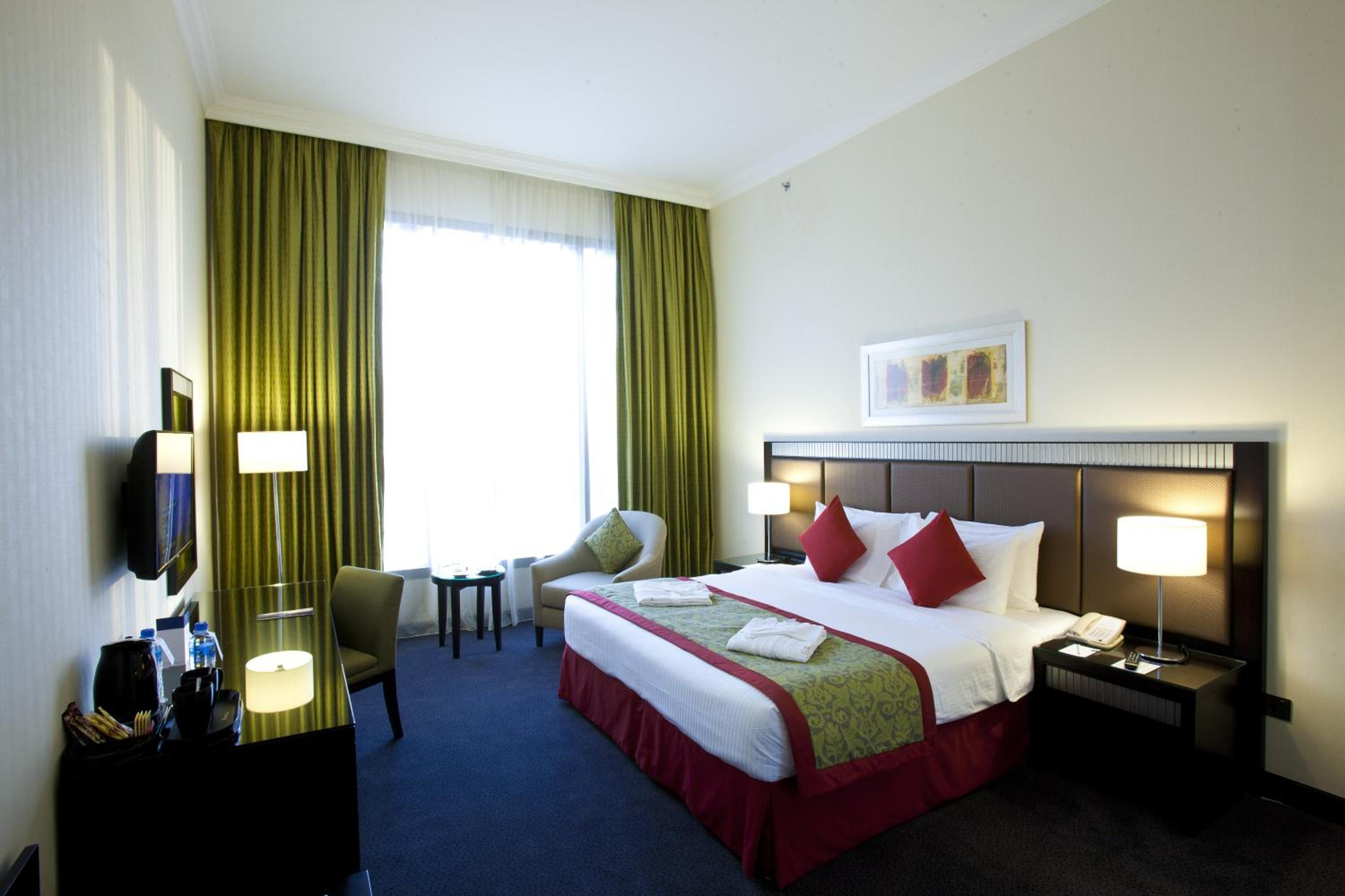 Deluxe Room with City View