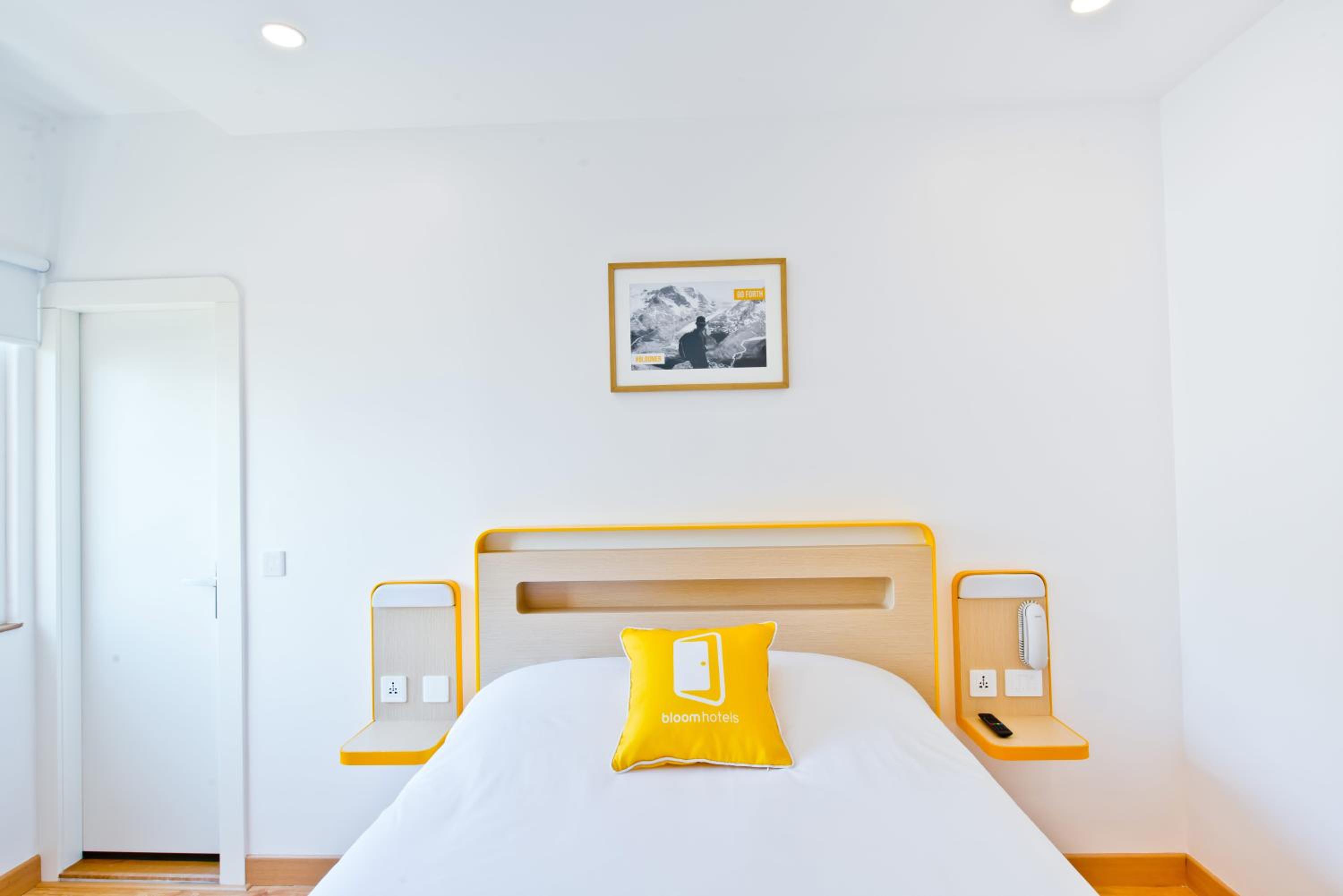 Standard Double Room - Photo 6