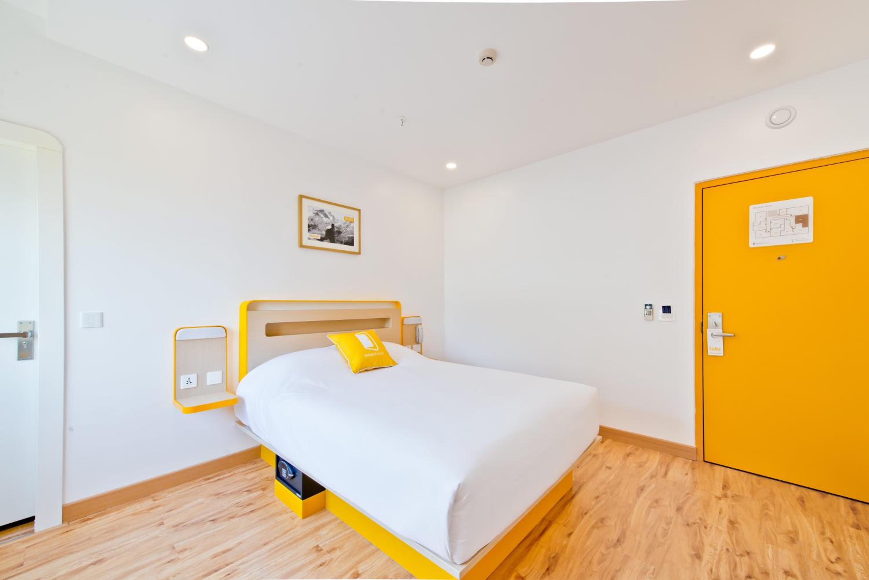 Standard Double Room - Photo 5