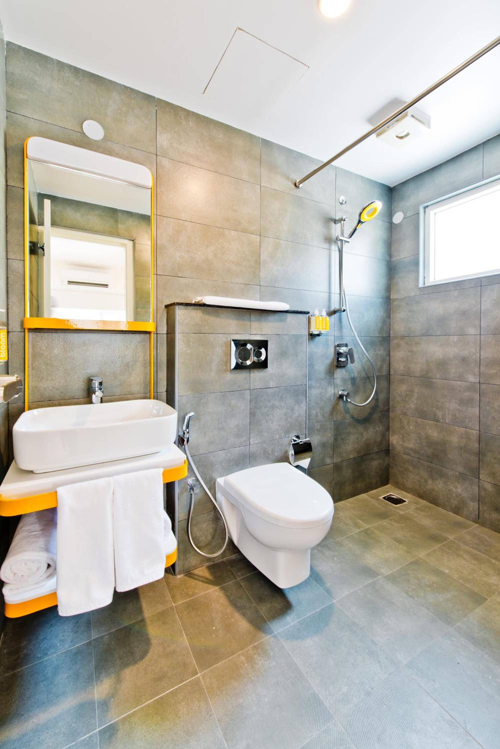 Standard Double Room - Photo 2