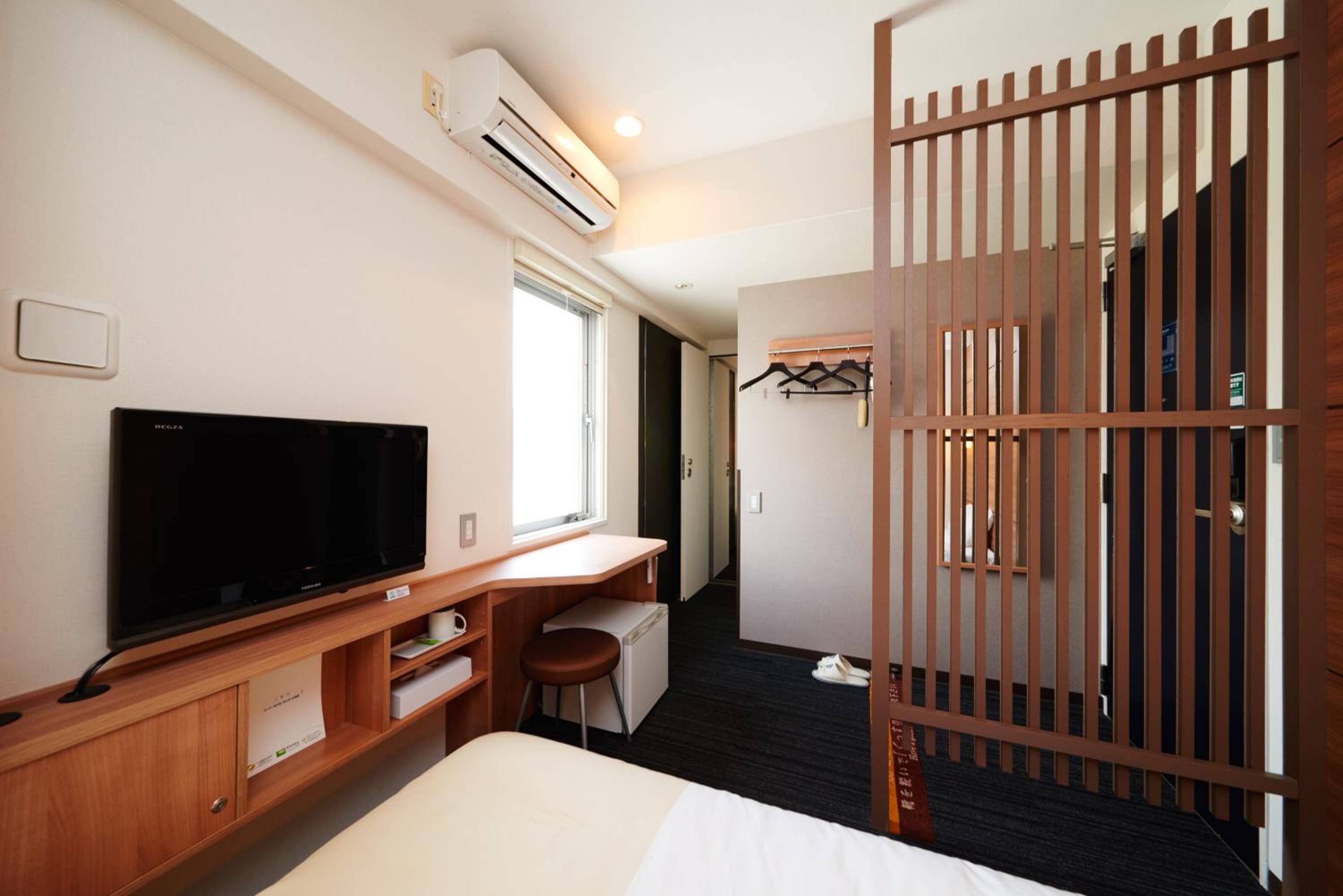 Two Connecting Double Rooms - Non-Smoking