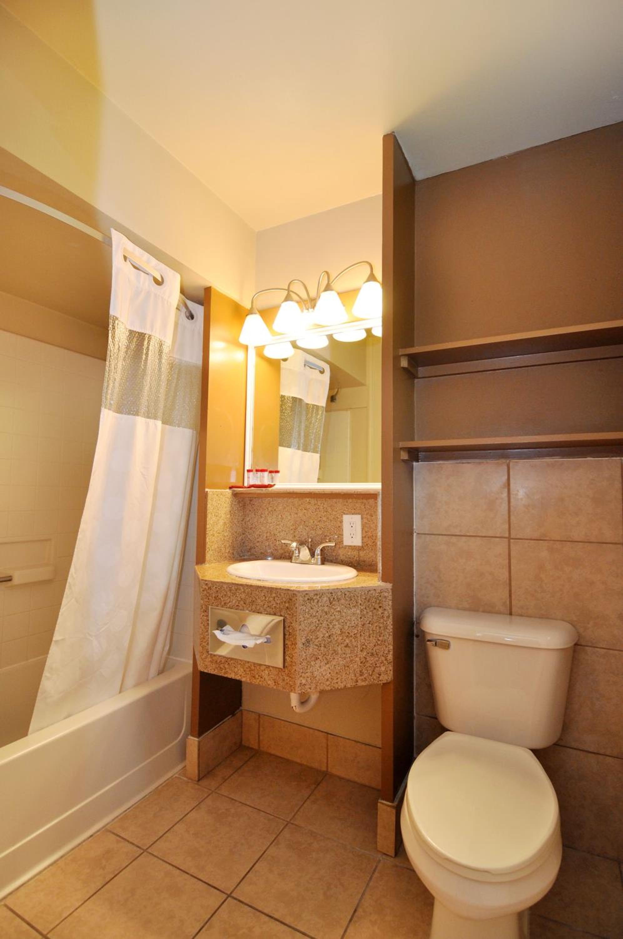 King Room - Photo 17