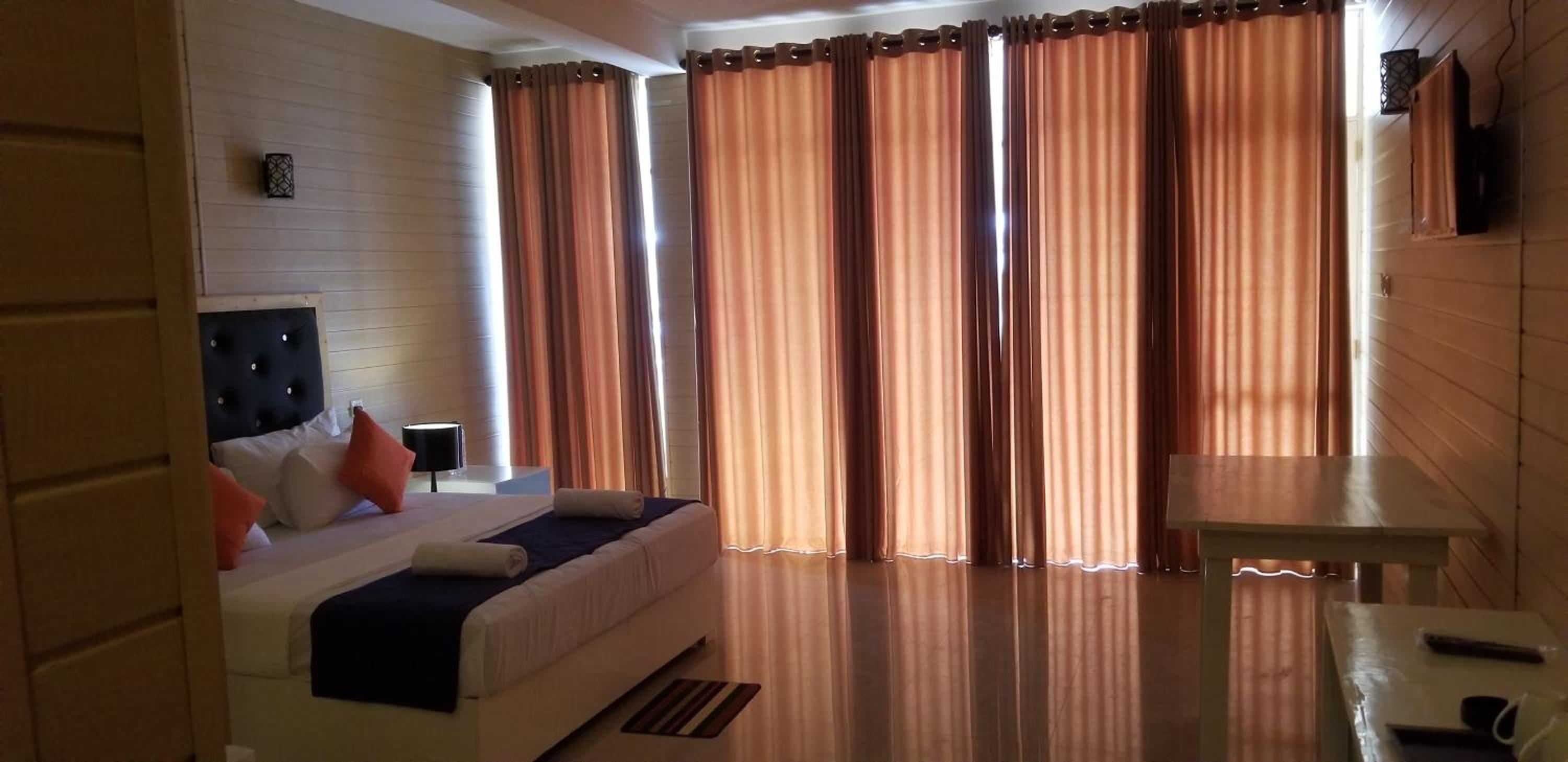 Quadruple Room with Sea View - Photo 7