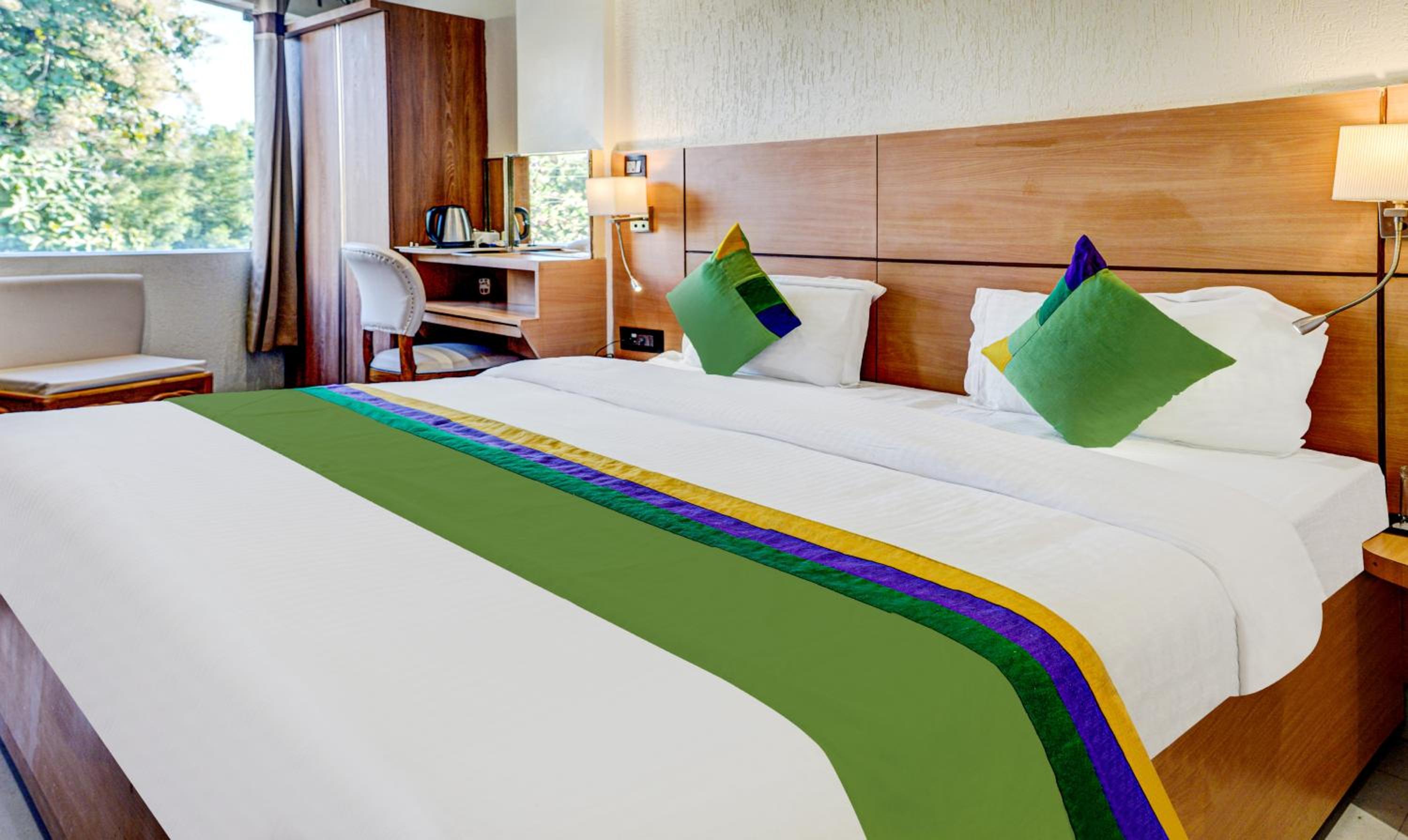 Deluxe Room - Photo 3
