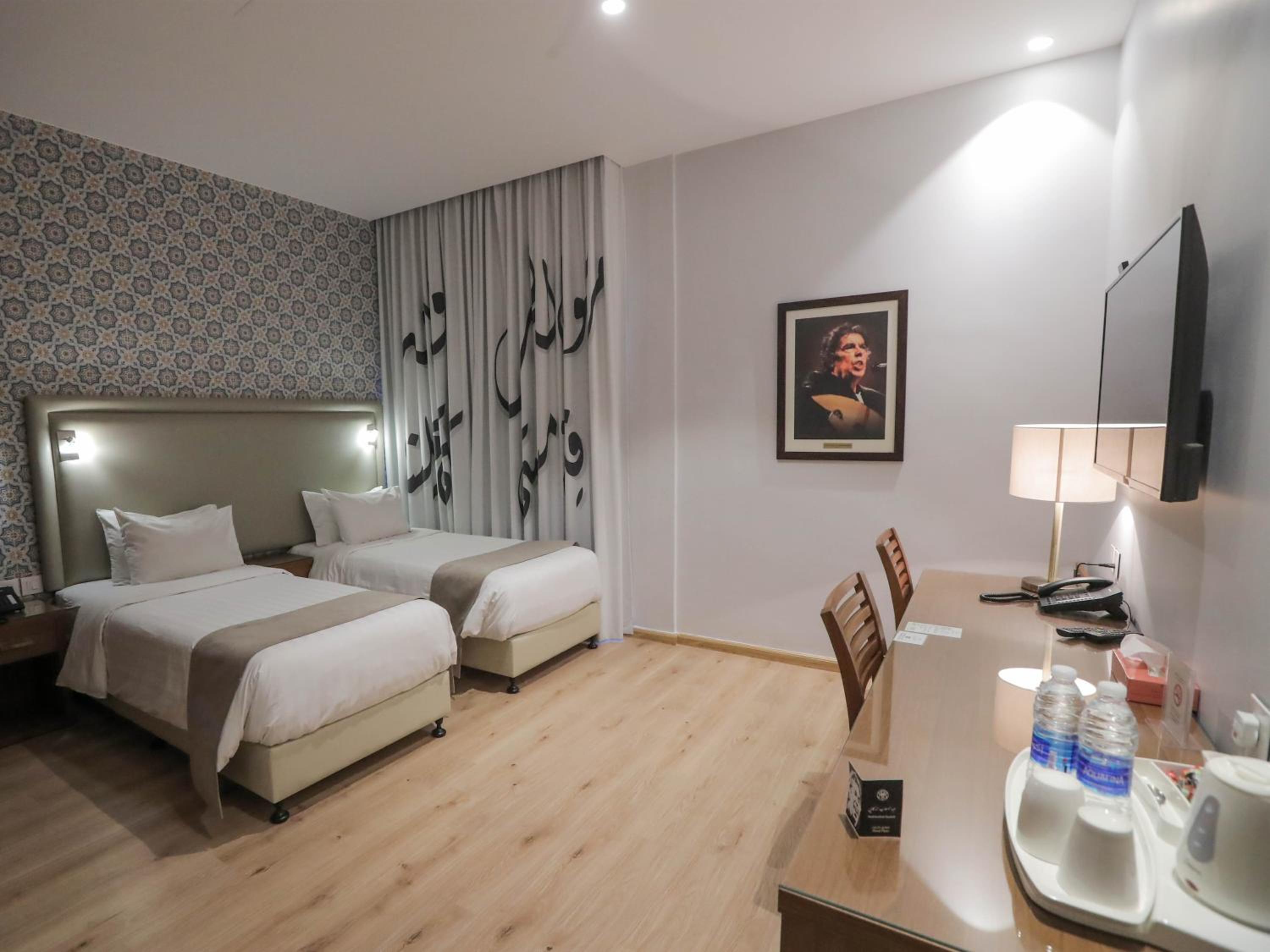 Twin Room with Balcony photo 3