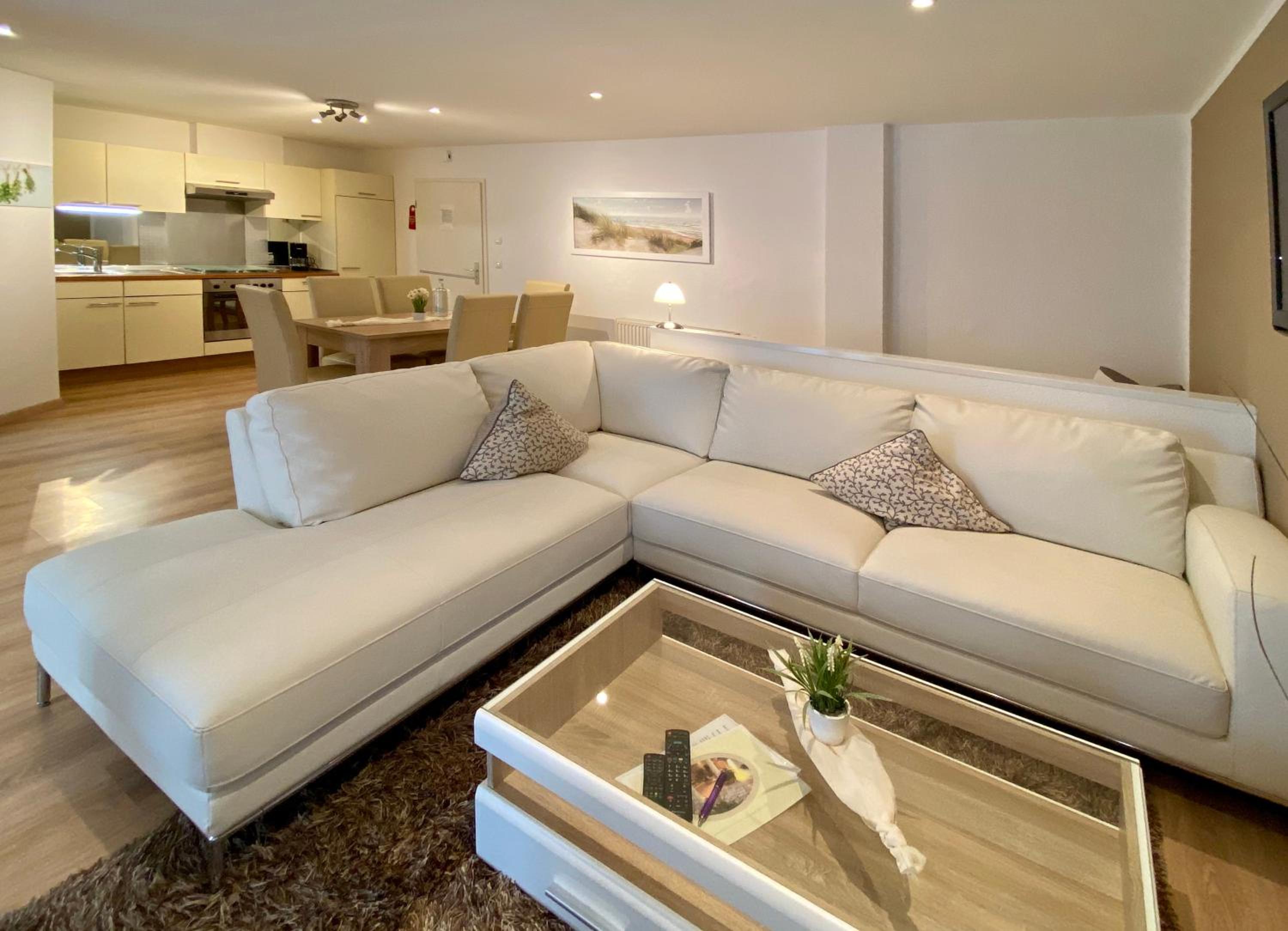 Two-Bedroom Holiday Apartment (6 Adults) - Photo 17