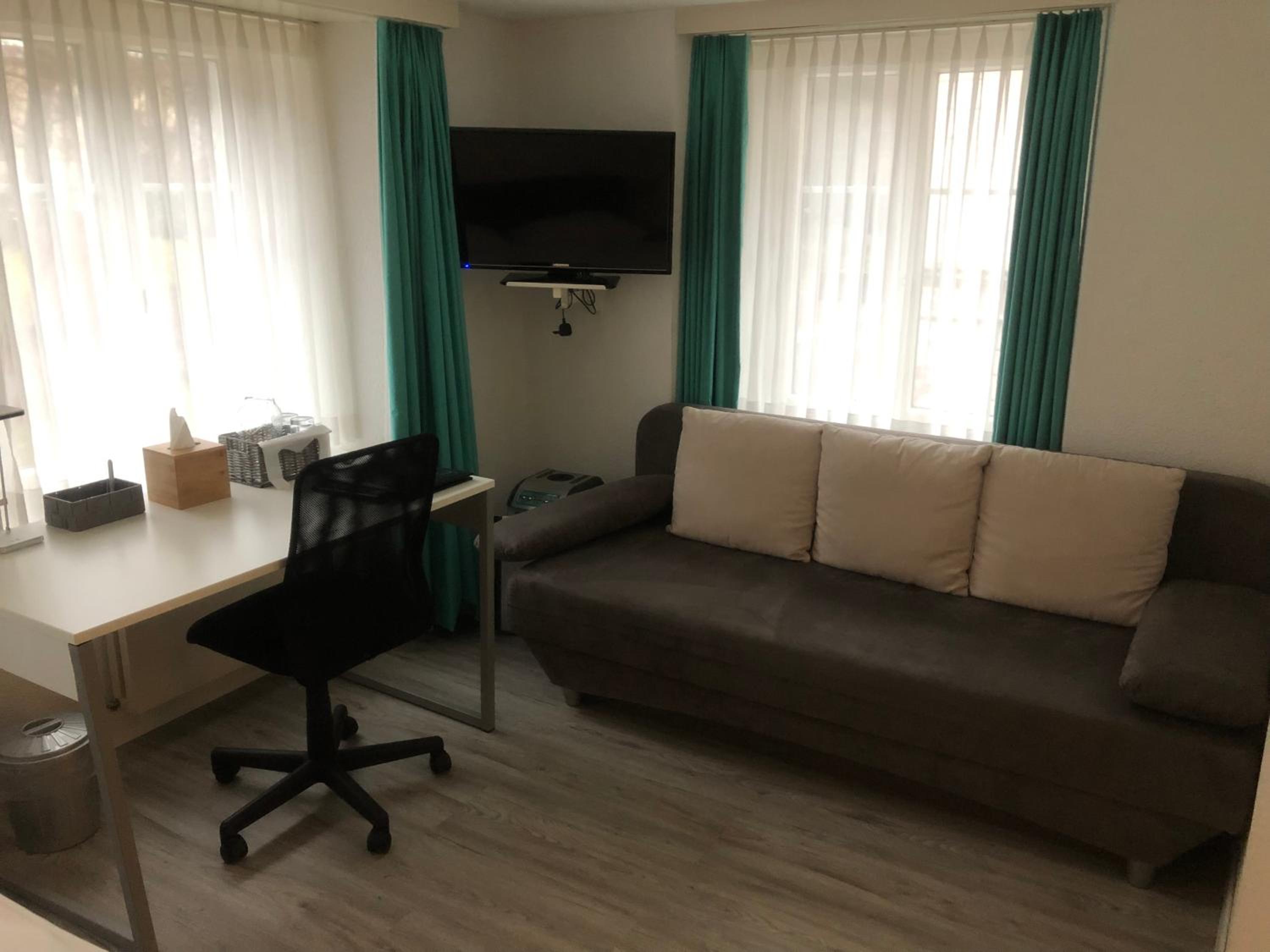 Deluxe Double or Twin Room - Photo 1