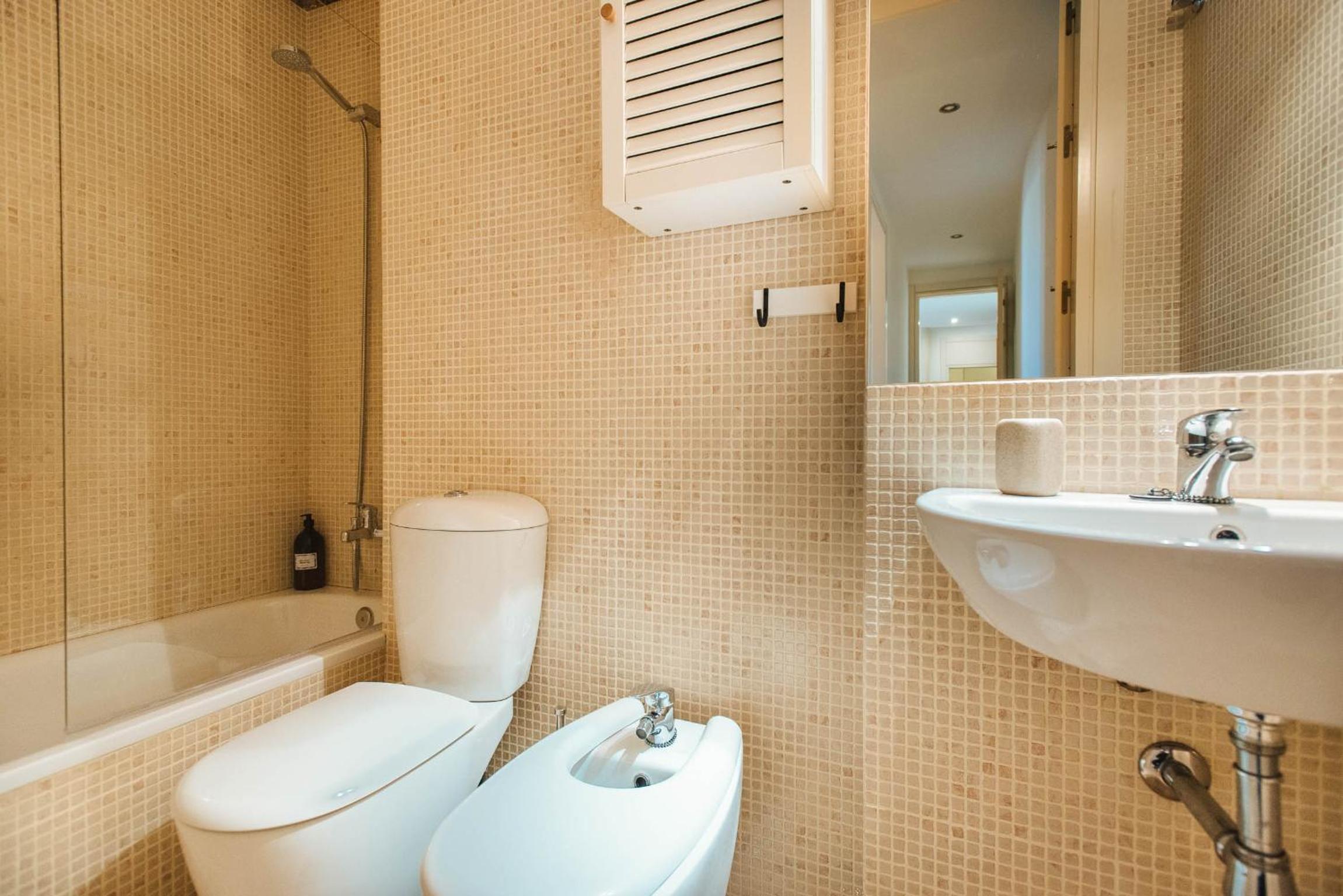 Two-Bedroom Apartment - Photo 10