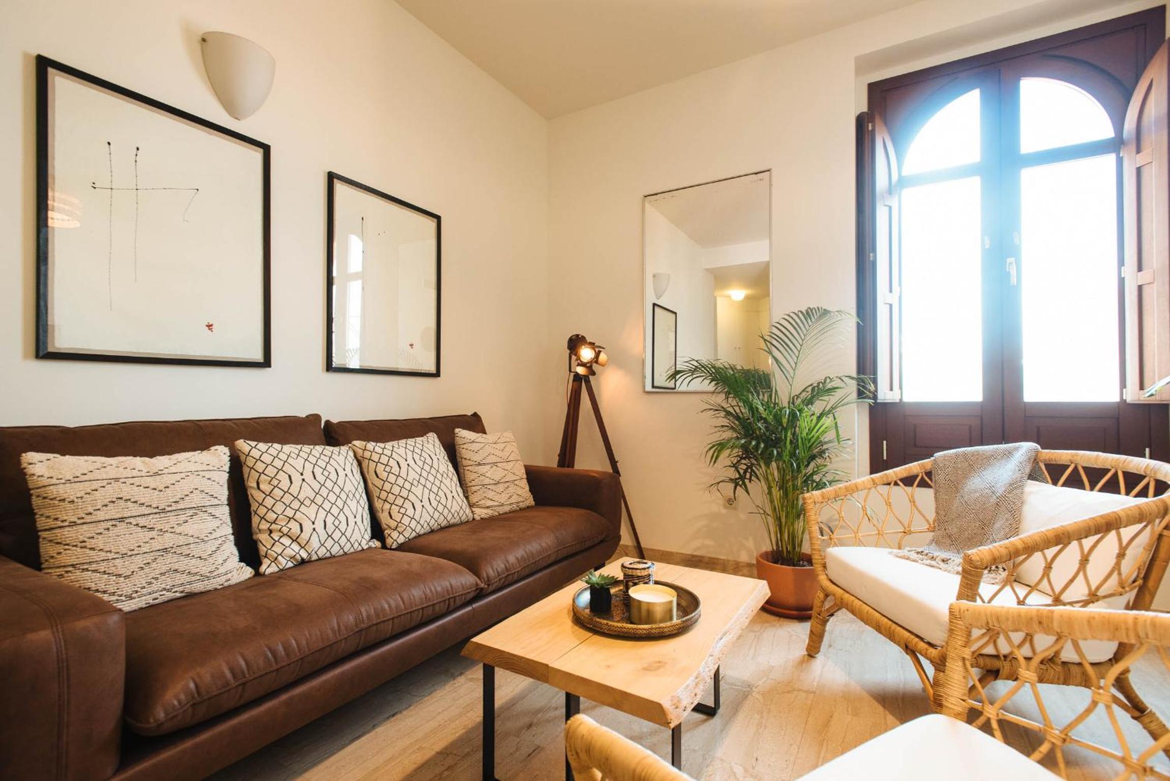 Two-Bedroom Apartment - Photo 18