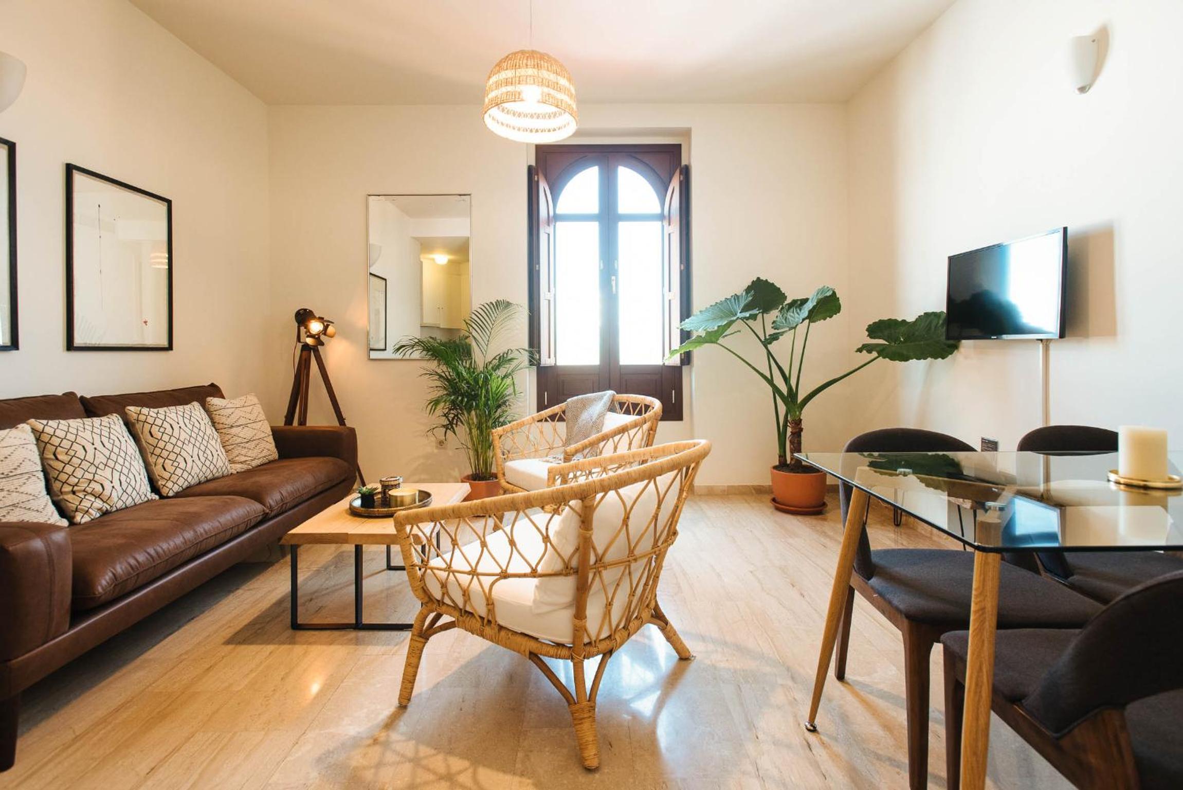 Two-Bedroom Apartment - Photo 16