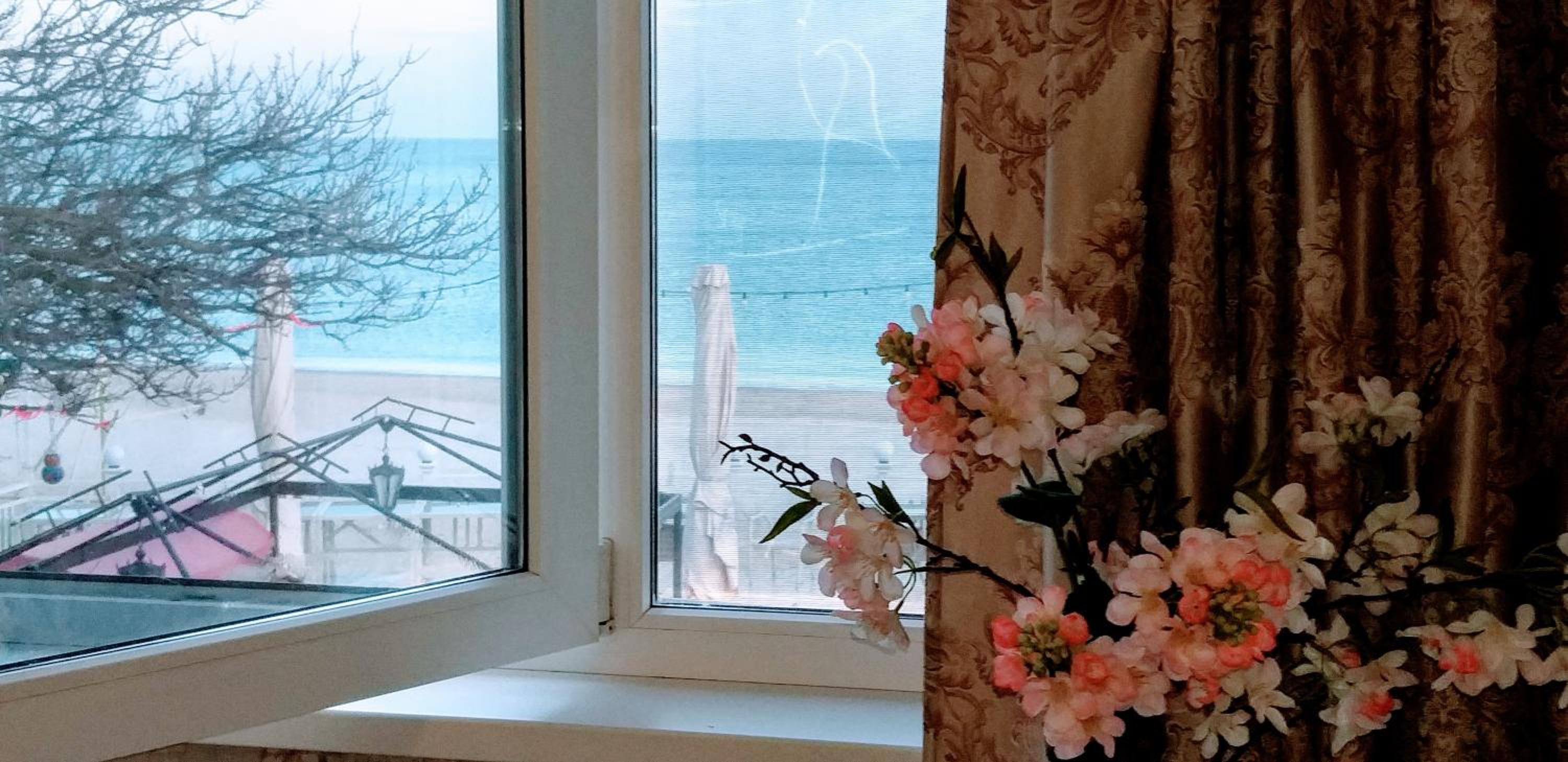 Deluxe Double Room with Sea View photo 2