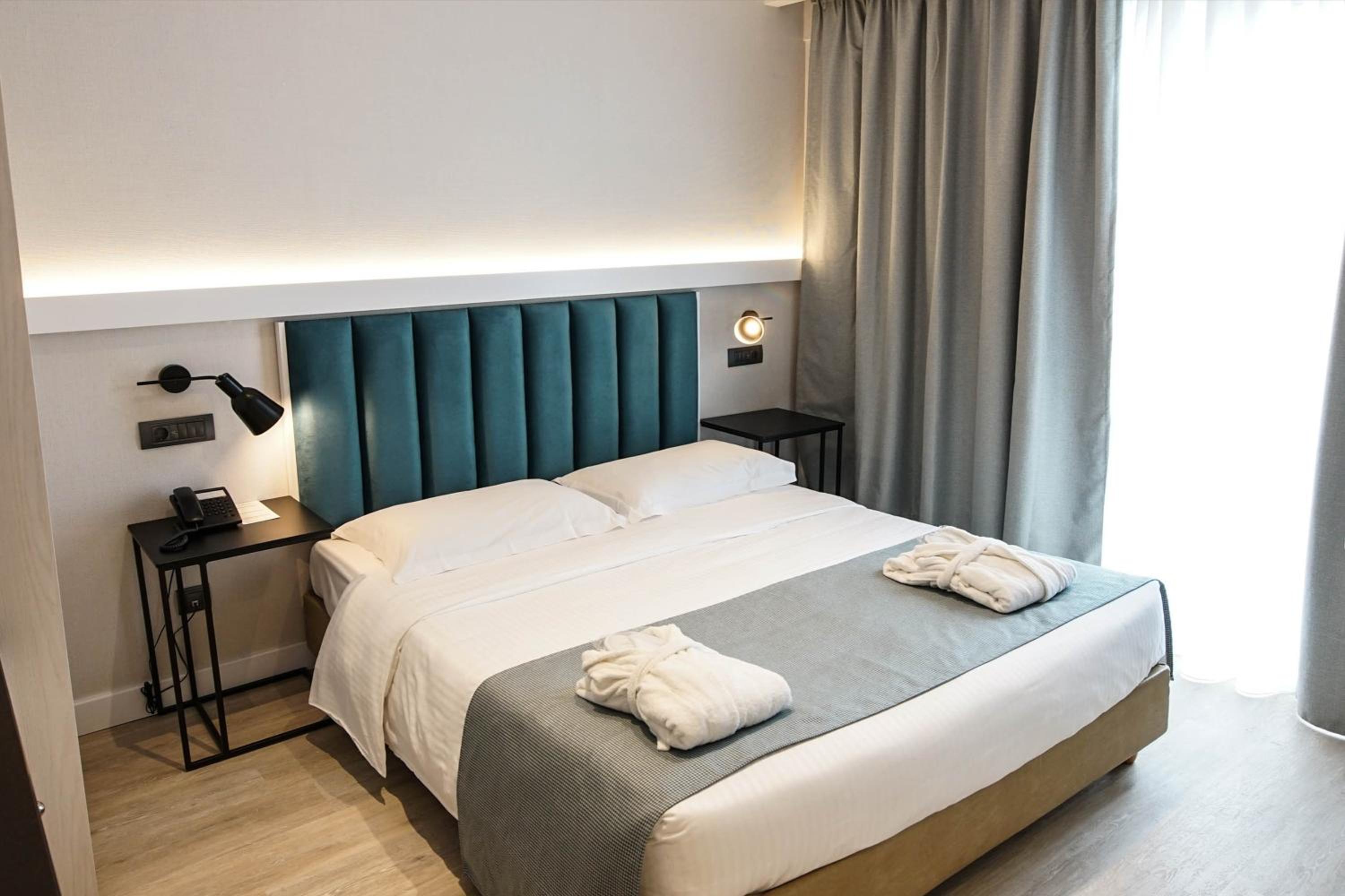 Junior Suite with Acropolis View photo 1
