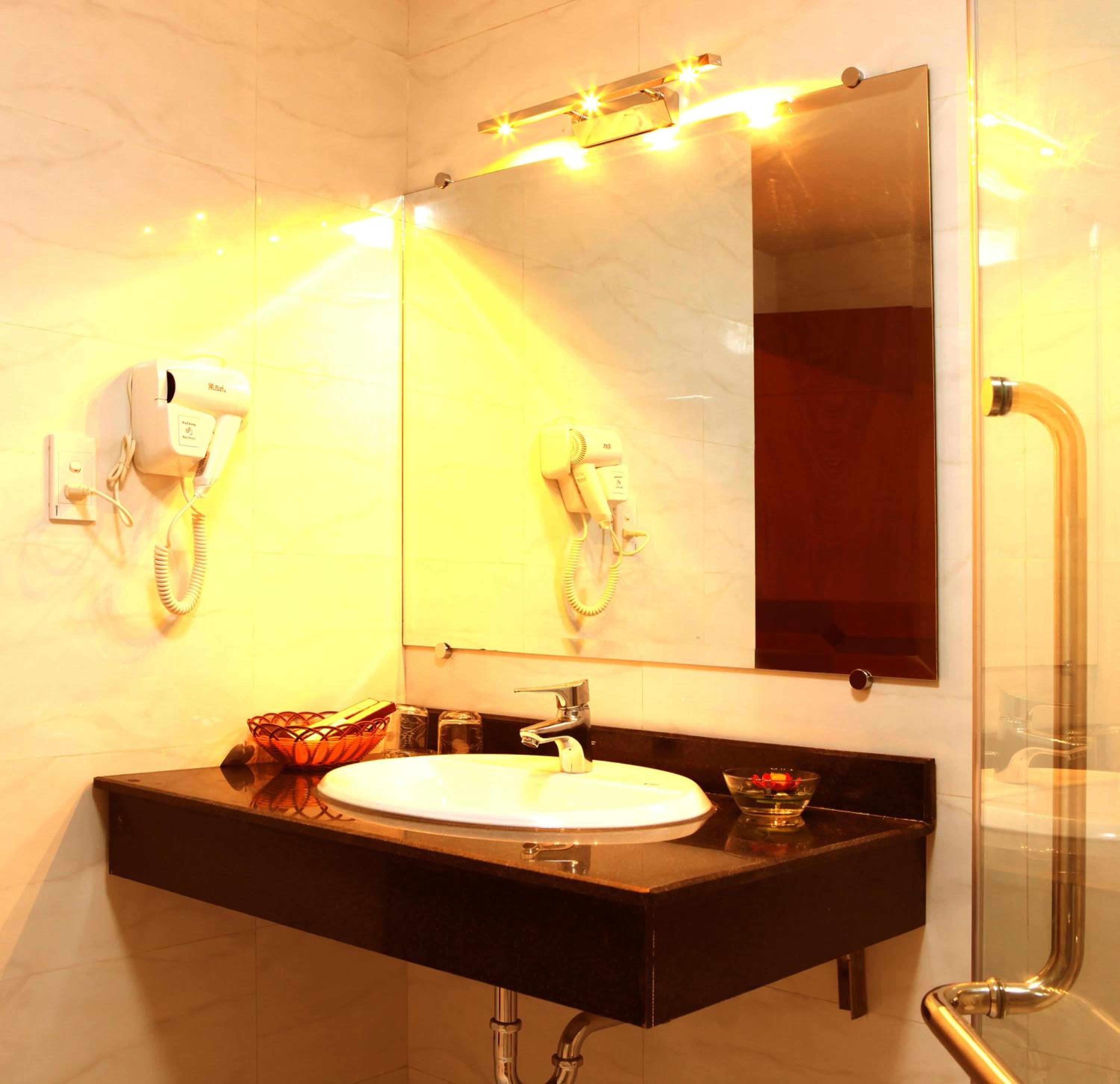 Deluxe Triple Room photo 3