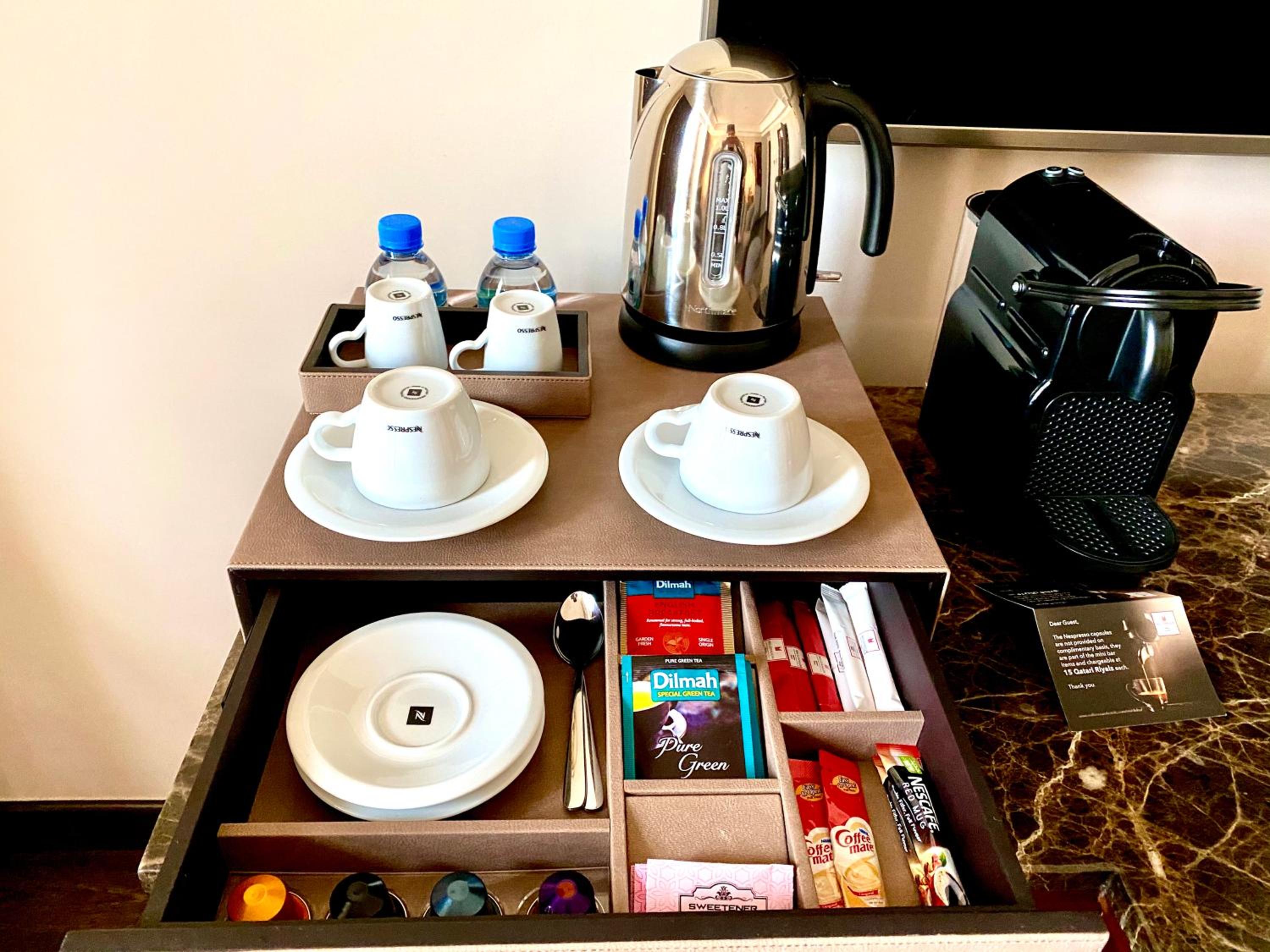 Executive Suite - Photo 7