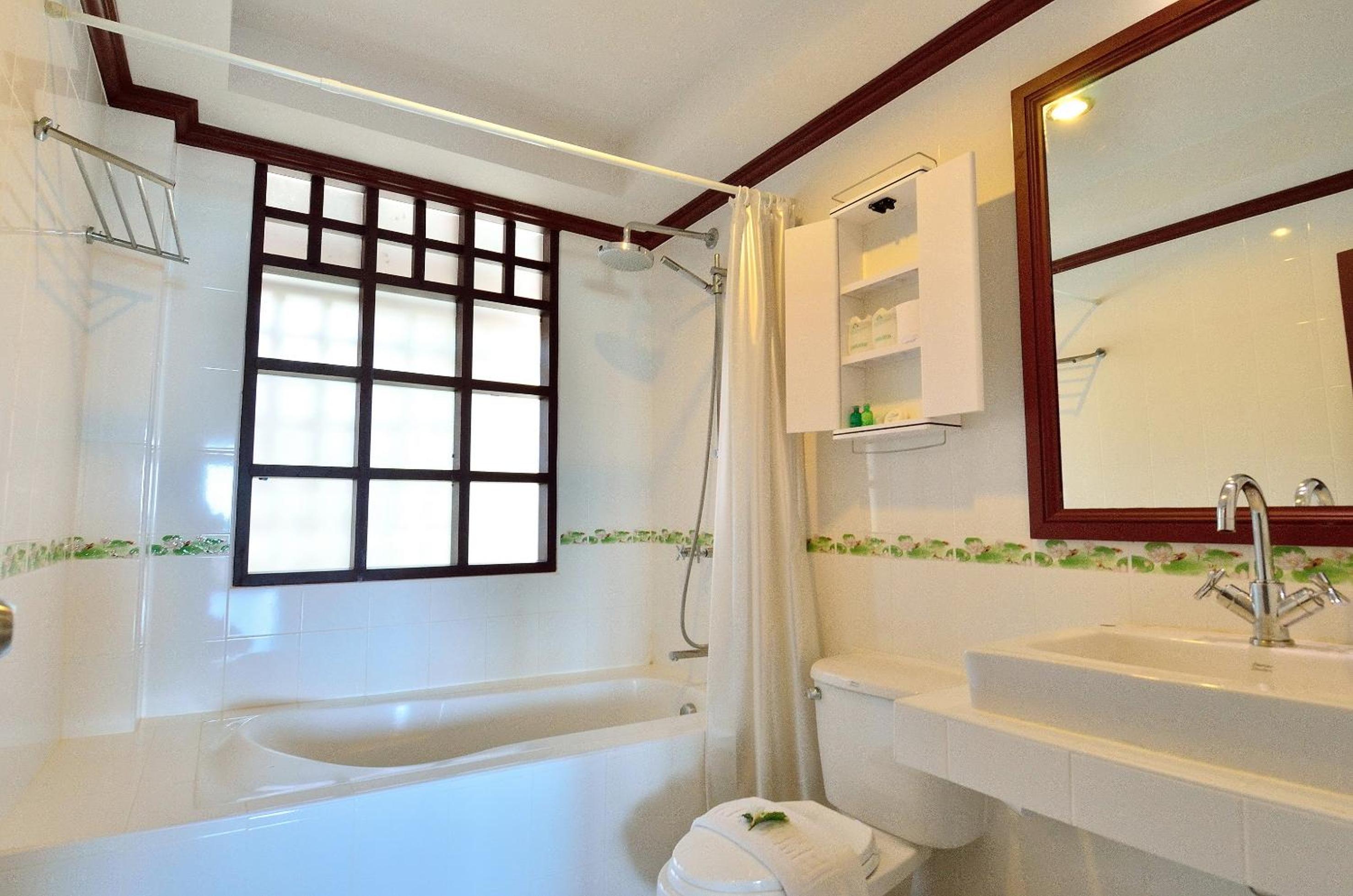 Beach Bungalow - Photo 13