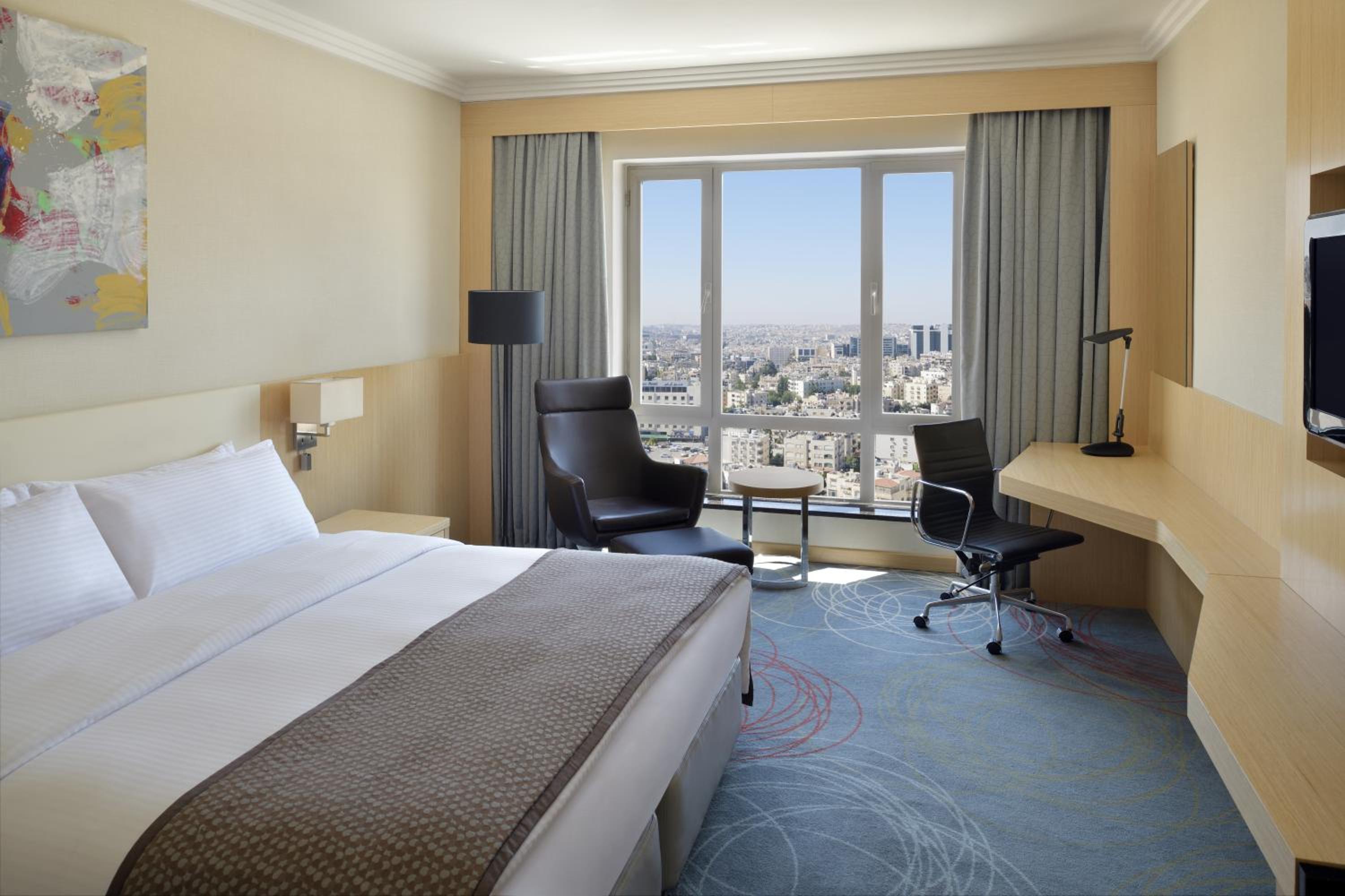 Superior King Room - Photo 3