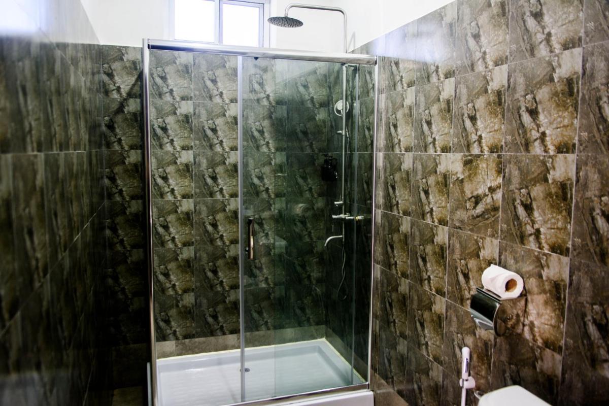 Deluxe Double Room with Balcony and Sea View - Photo 12