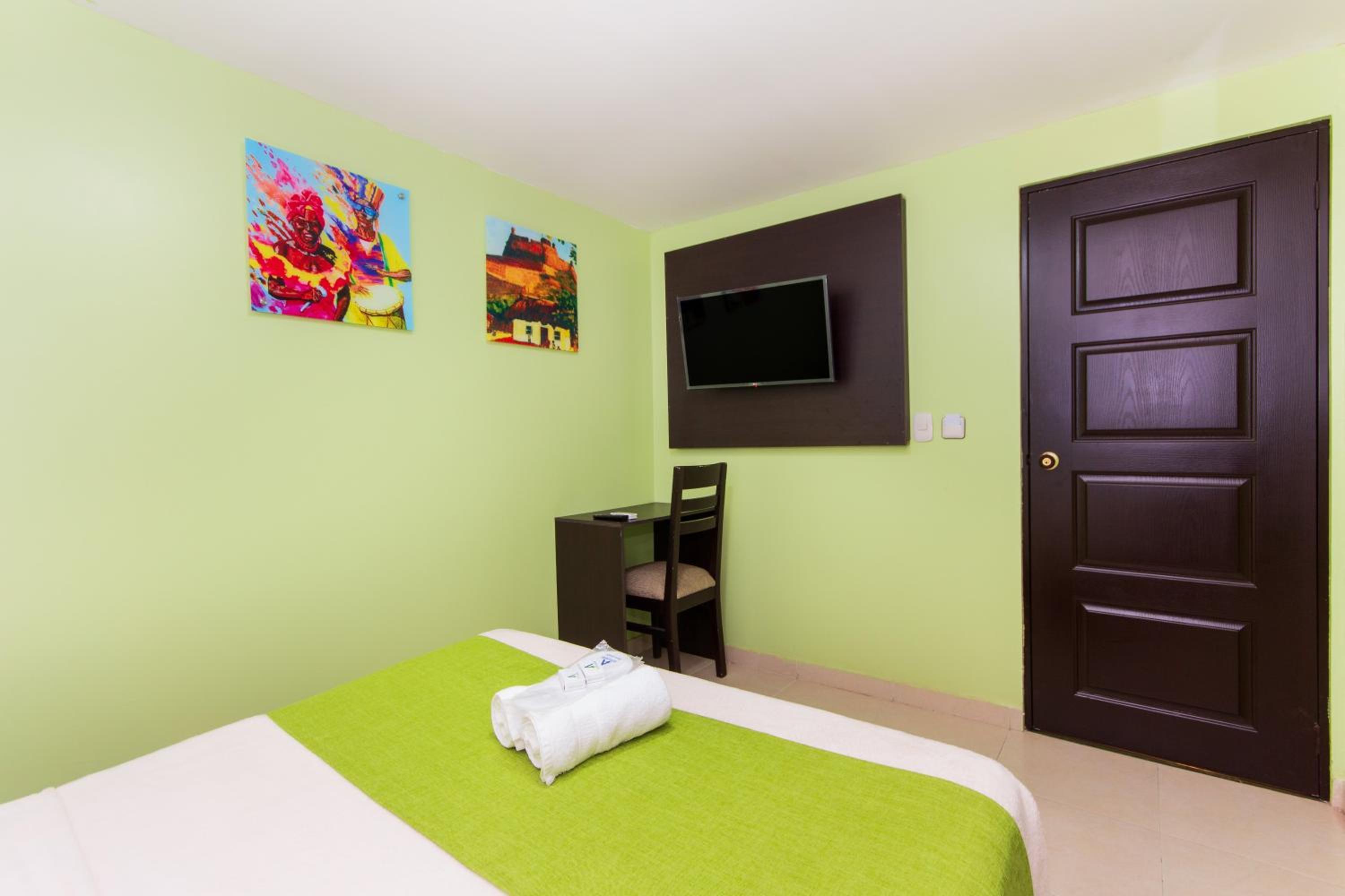 Standard Double Room — the supplier's photographs — photo 3