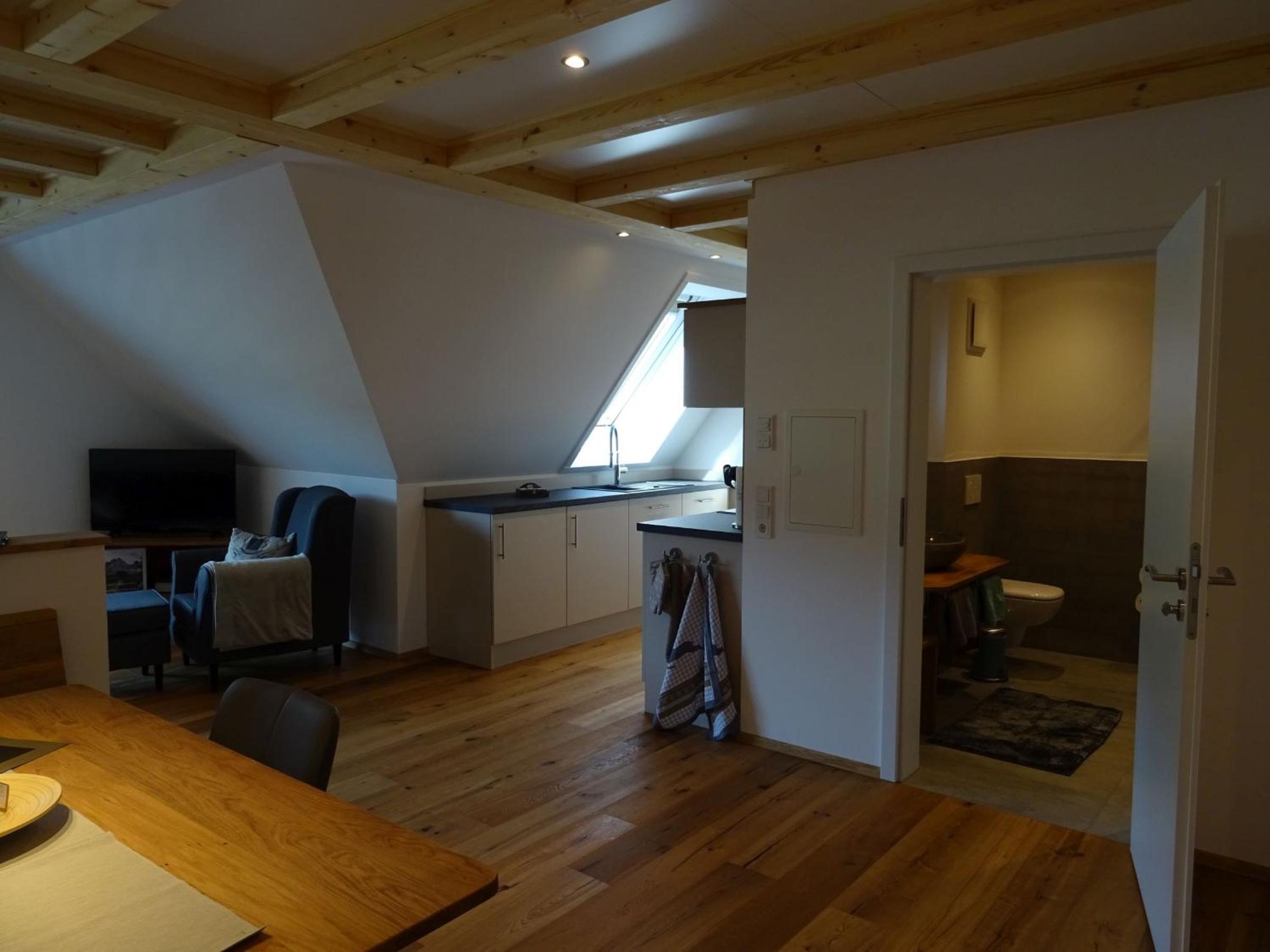 Two-Bedroom Deluxe Apartment with Garden View photo 1