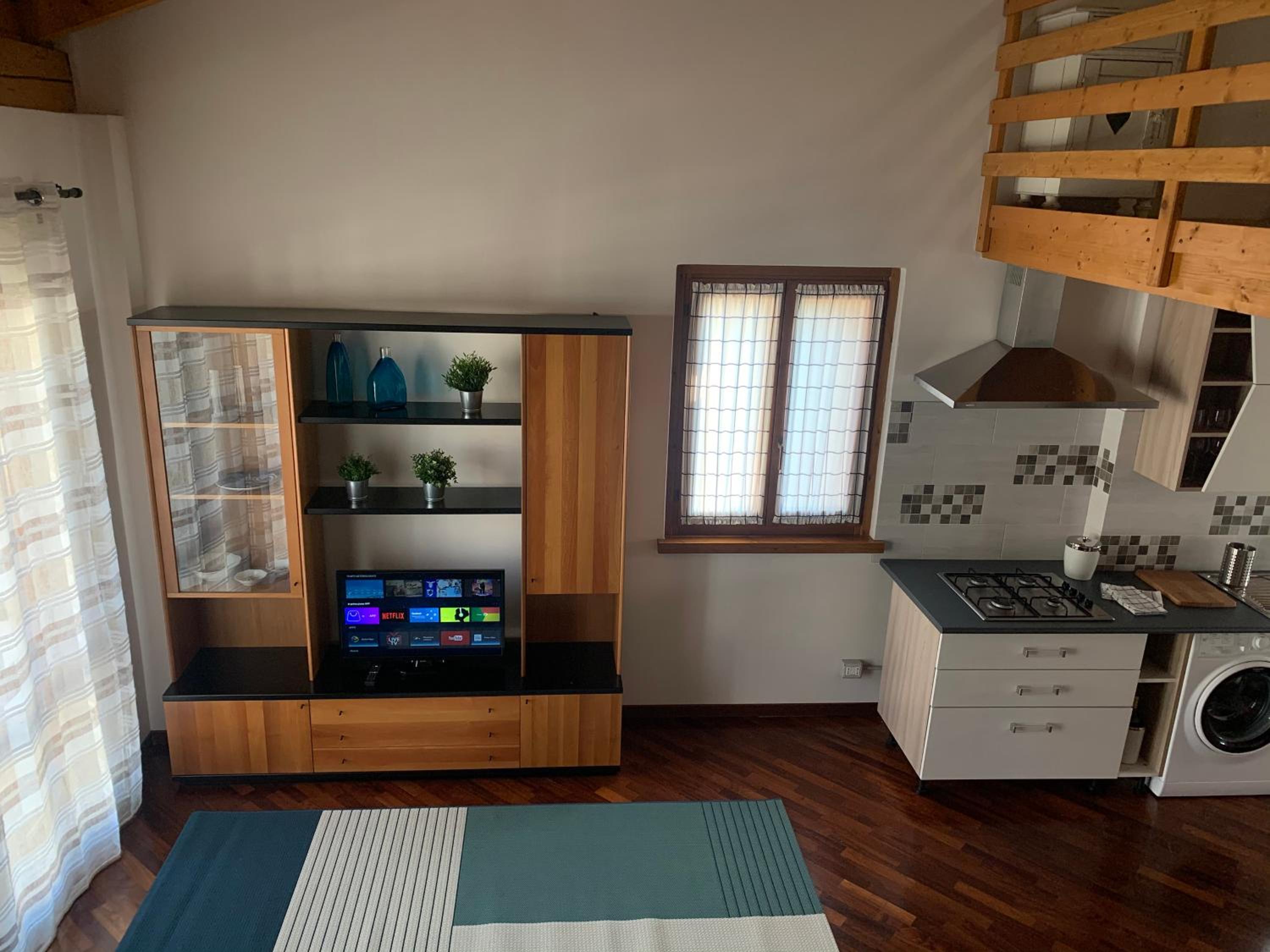 One-Bedroom House photo 1